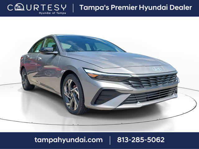 2026 Hyundai Elantra SEL Sport photo 2