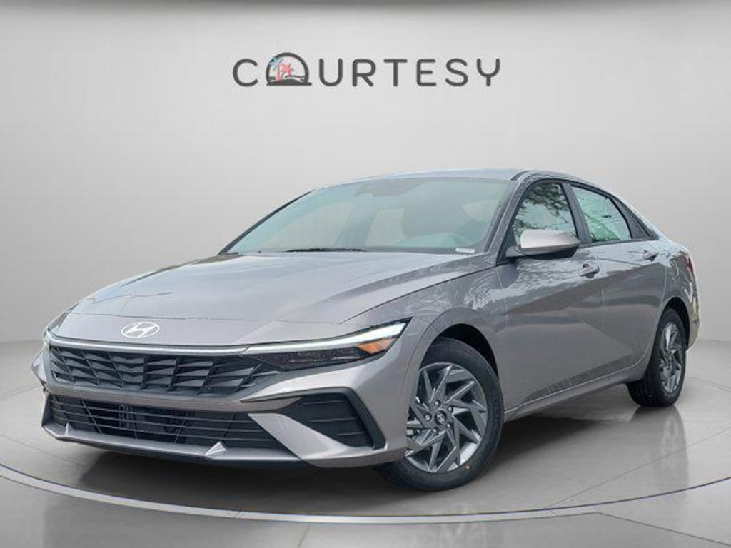 New 2025 Hyundai Elantra Hybrid Blue Sedan