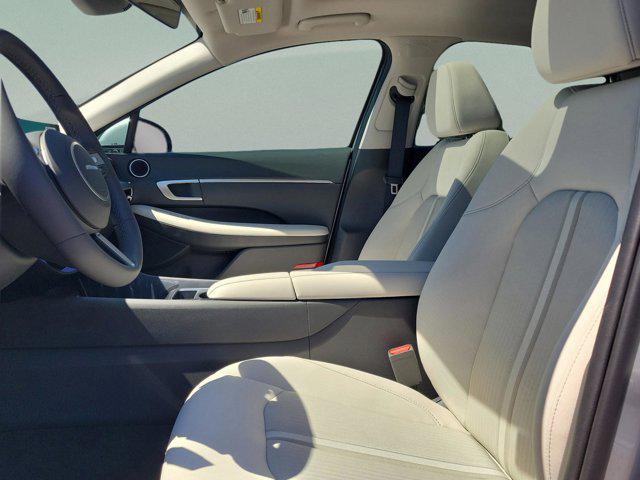 2025 Hyundai Sonata SEL - Photo 14