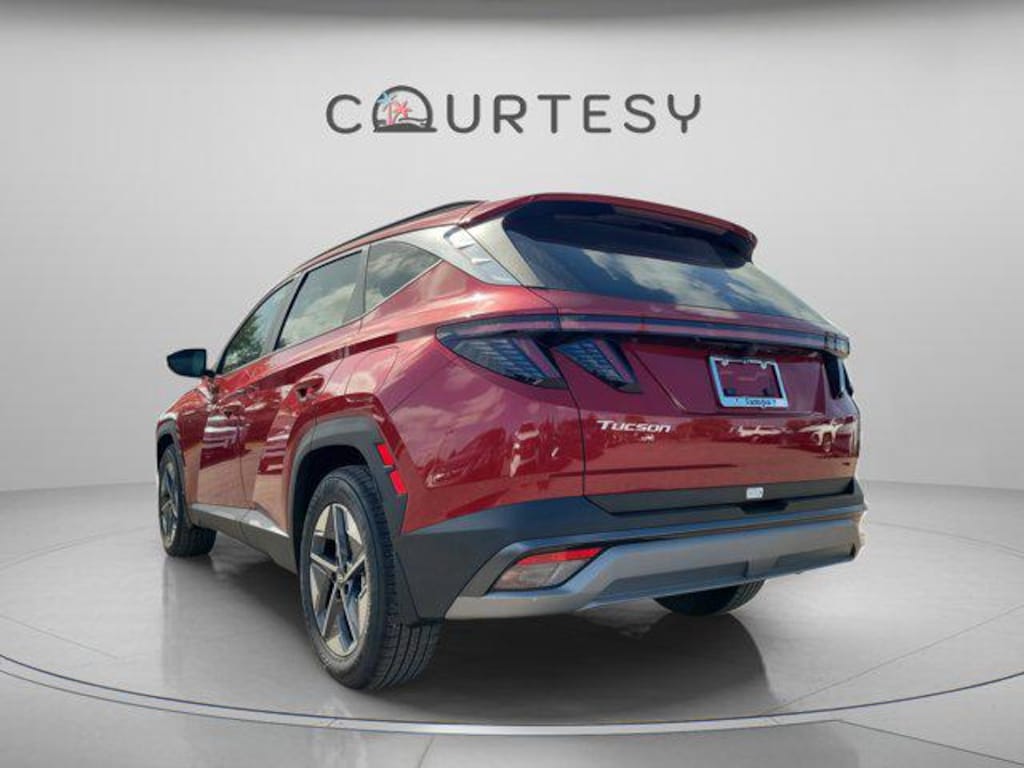 New 2026 Hyundai Tucson SEL Premium FWD SUV