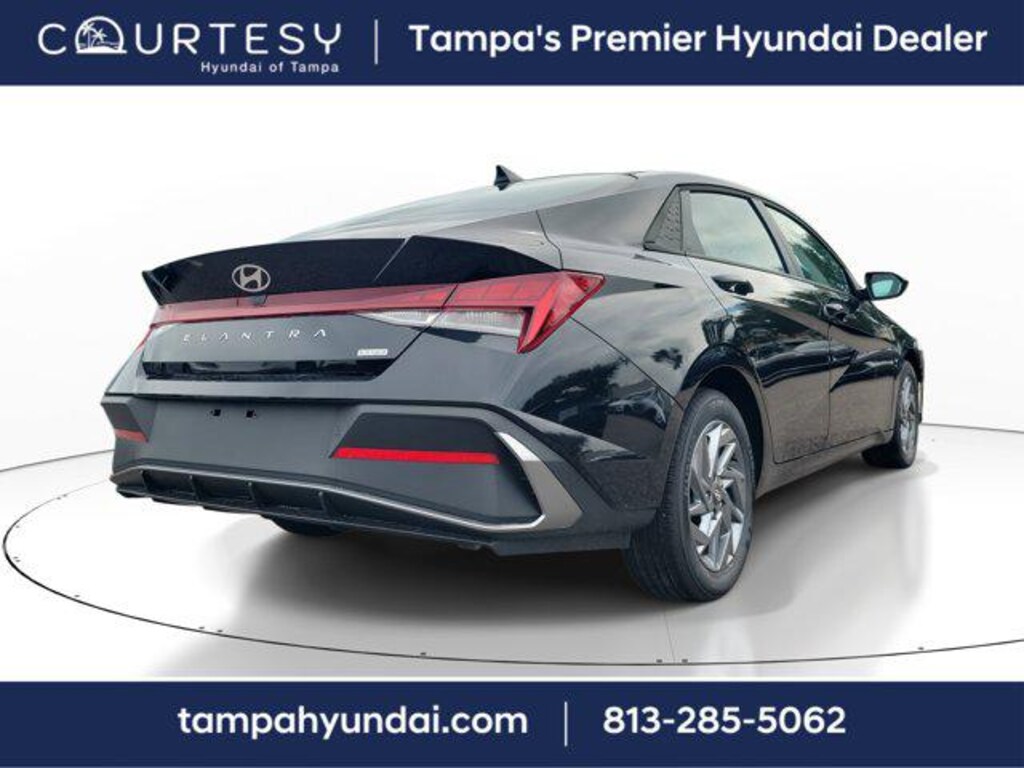 New 2025 Hyundai Elantra Hybrid Blue Sedan
