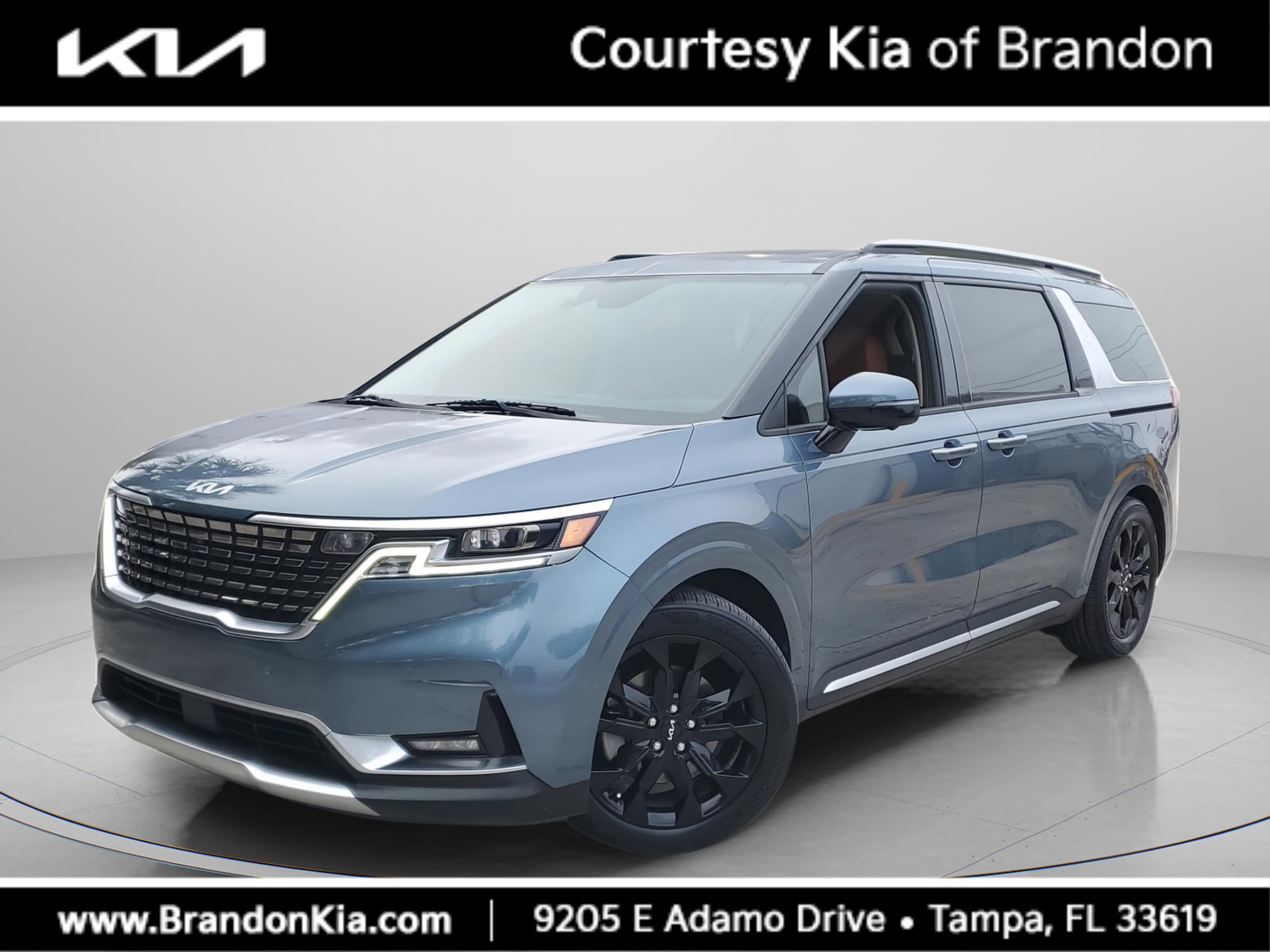 2022 Kia Carnival SX Prestige's photo