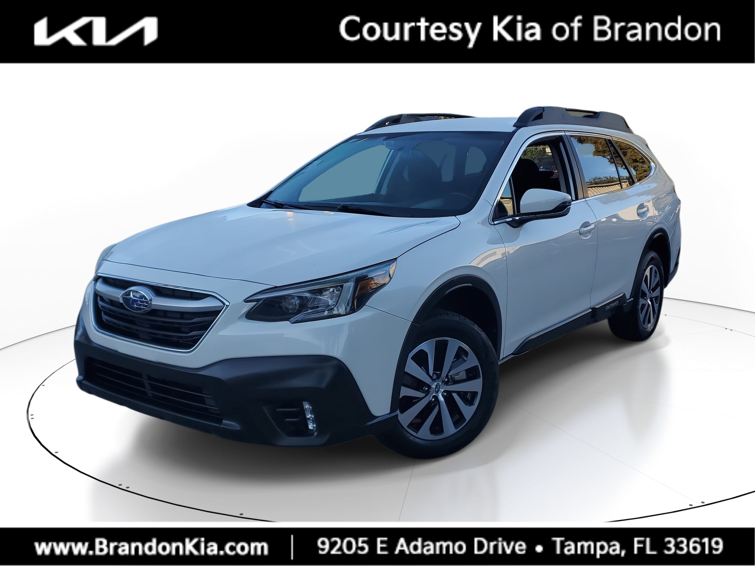 2022 Subaru Outback Premium's photo