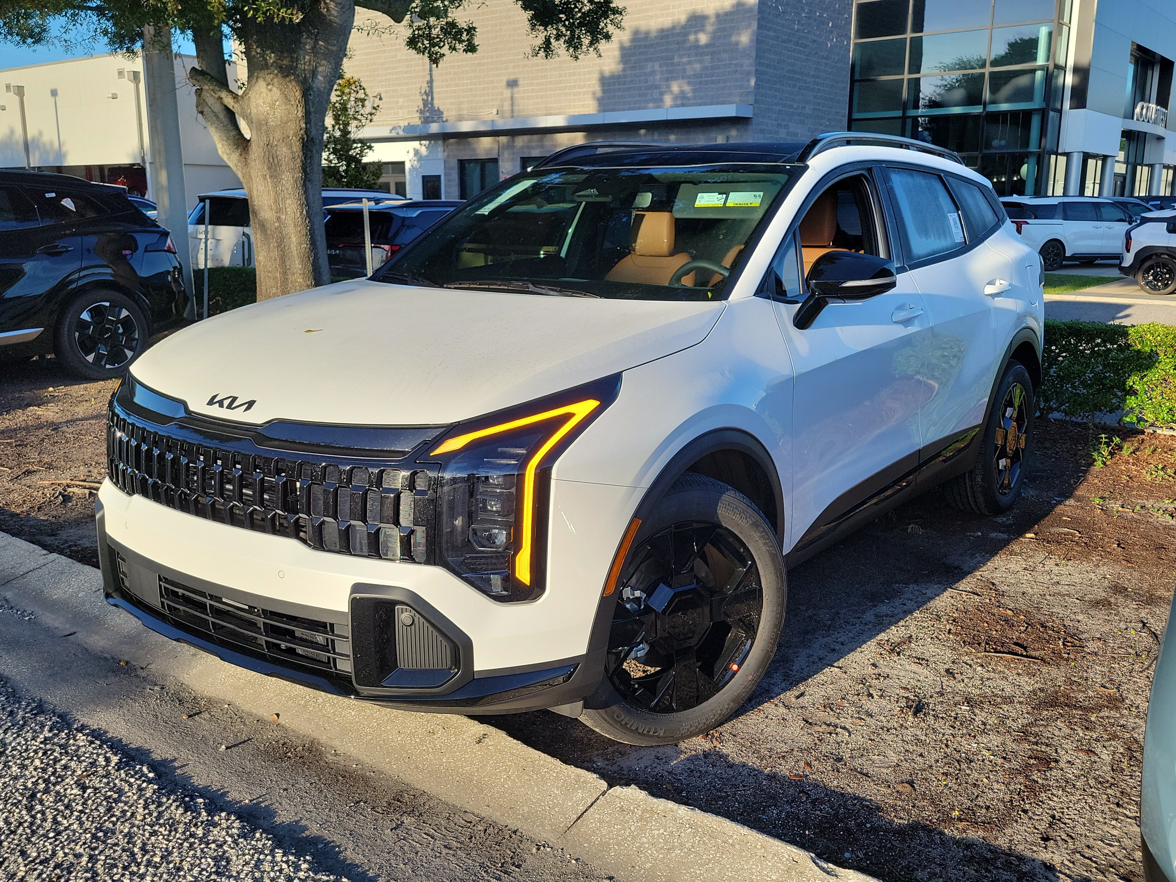  Kia Sportage Hybrid
