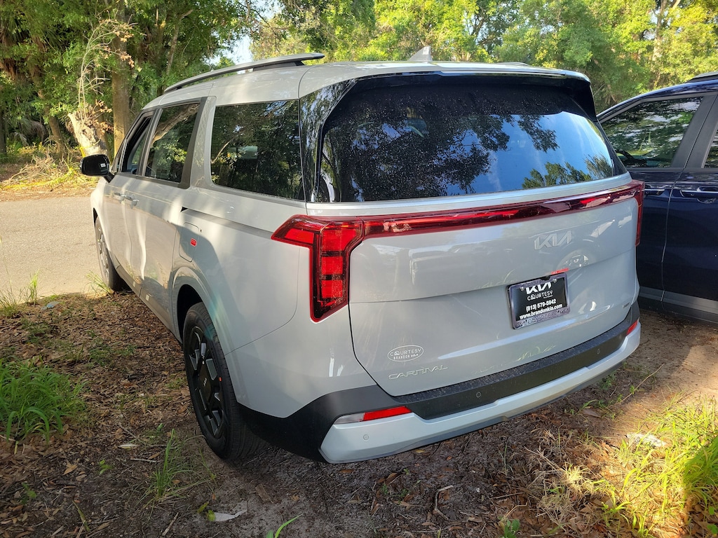 New 2026 Kia Carnival Hybrid EX Van Passenger Van
