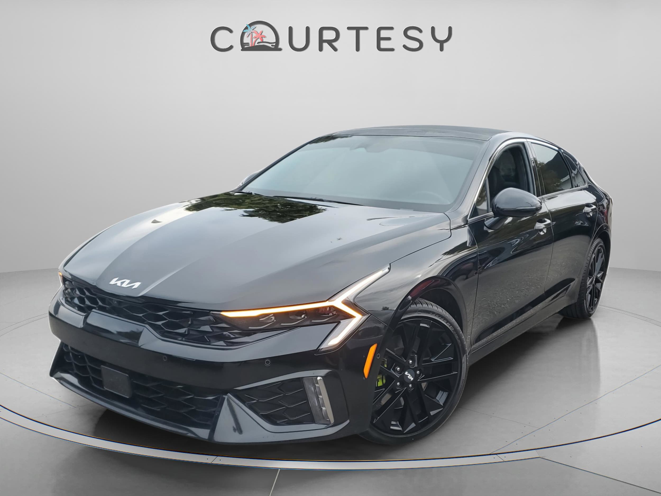 2025 Kia K4 EX's photo