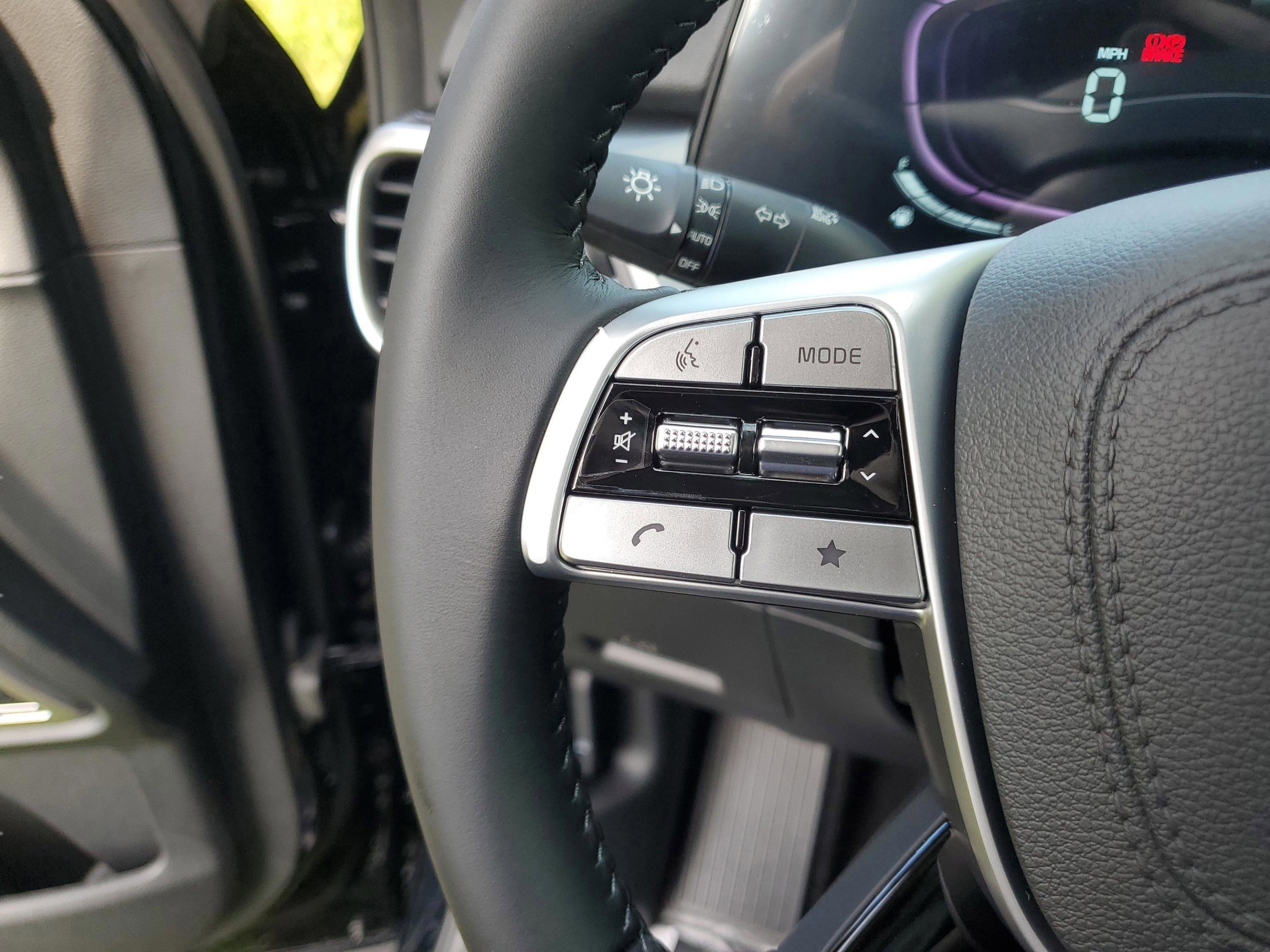 2025 Kia Telluride S - Photo 10