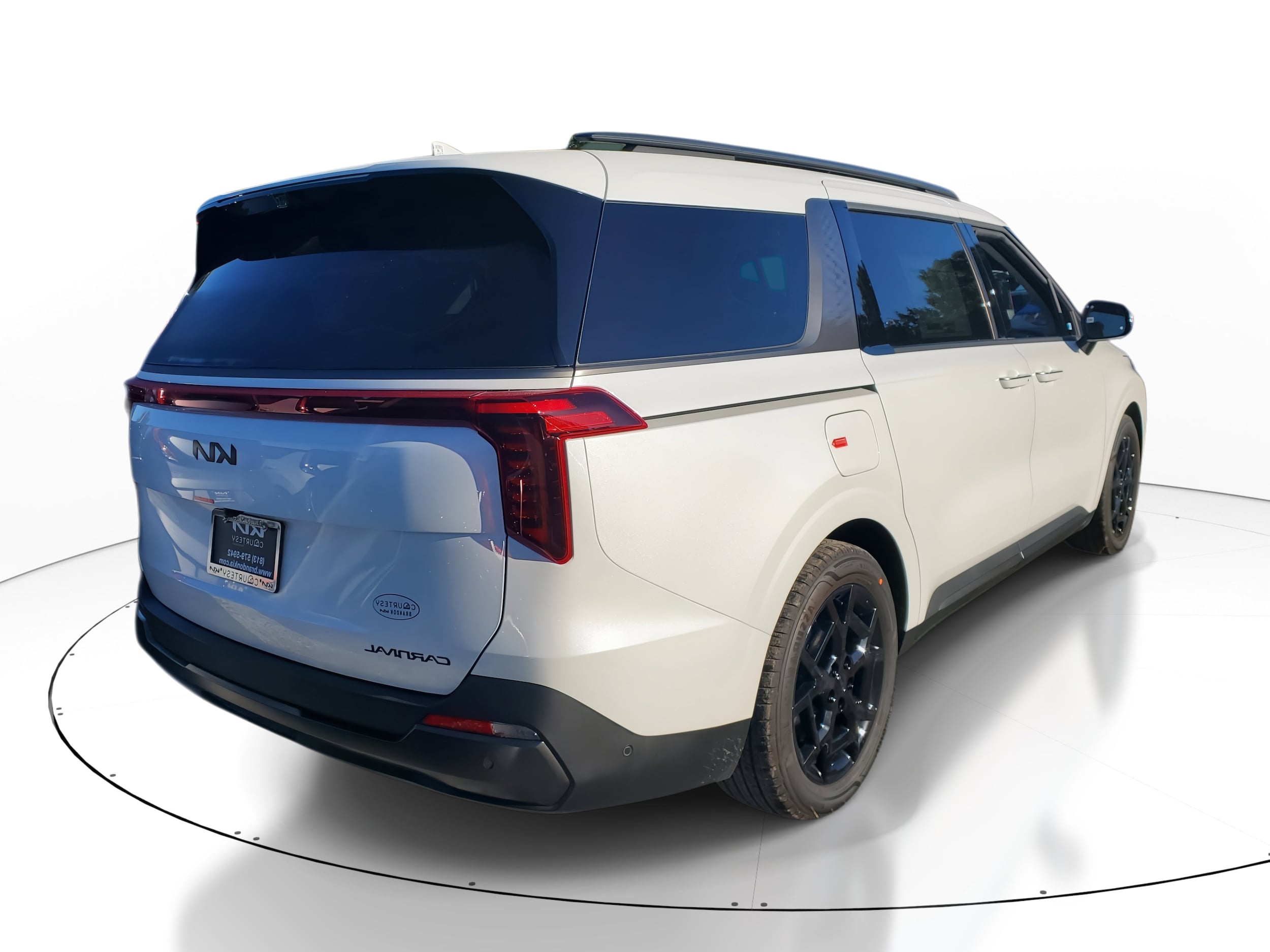 2026 Kia Carnival SX Prestige photo 3