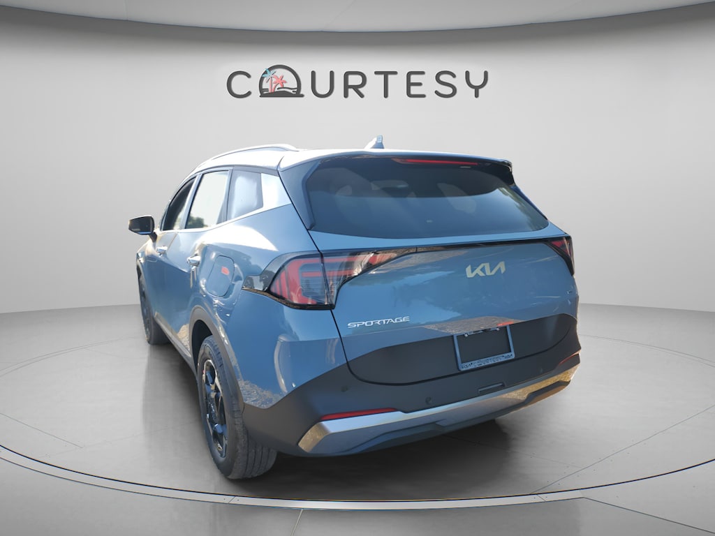 New 2026 Kia Sportage Hybrid EX SUV