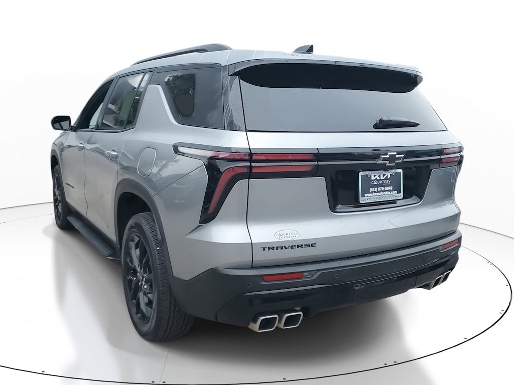 Used 2025 Chevrolet Traverse LT SUV