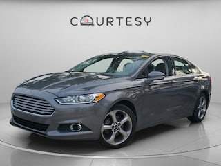 2013 Ford Fusion SE Sedan