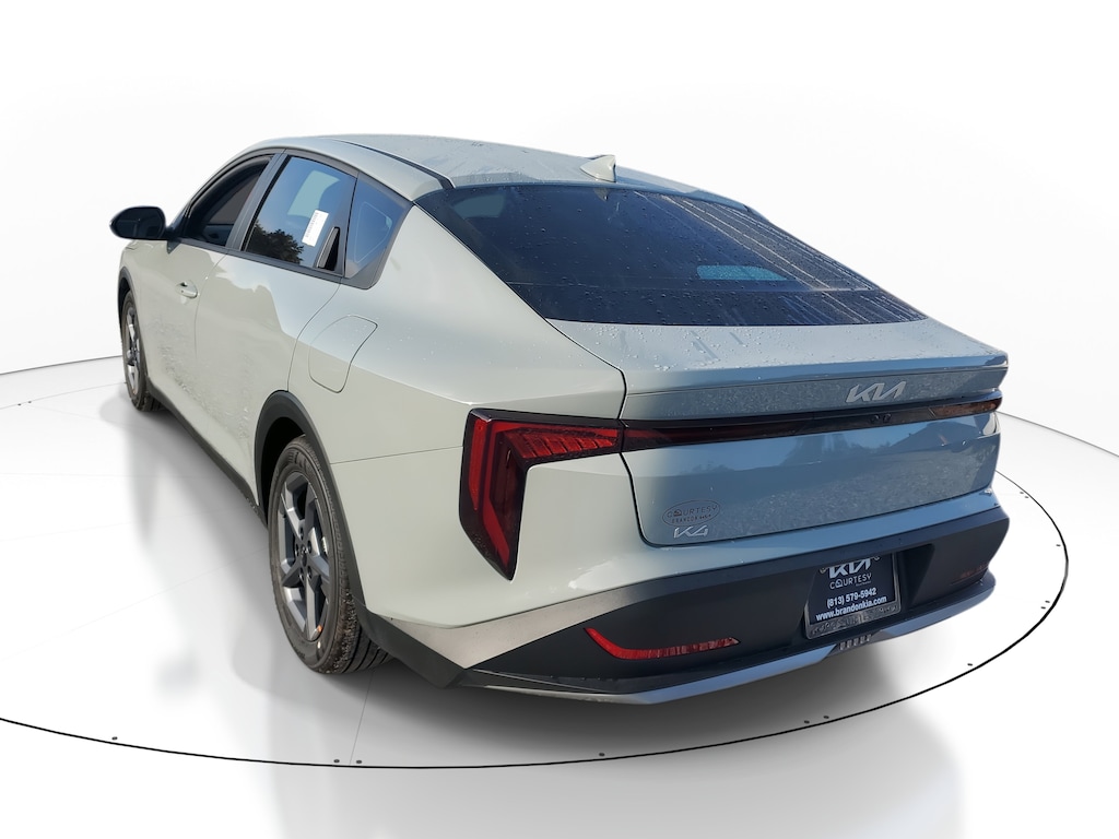 New 2025 Kia K4 LXS Sedan