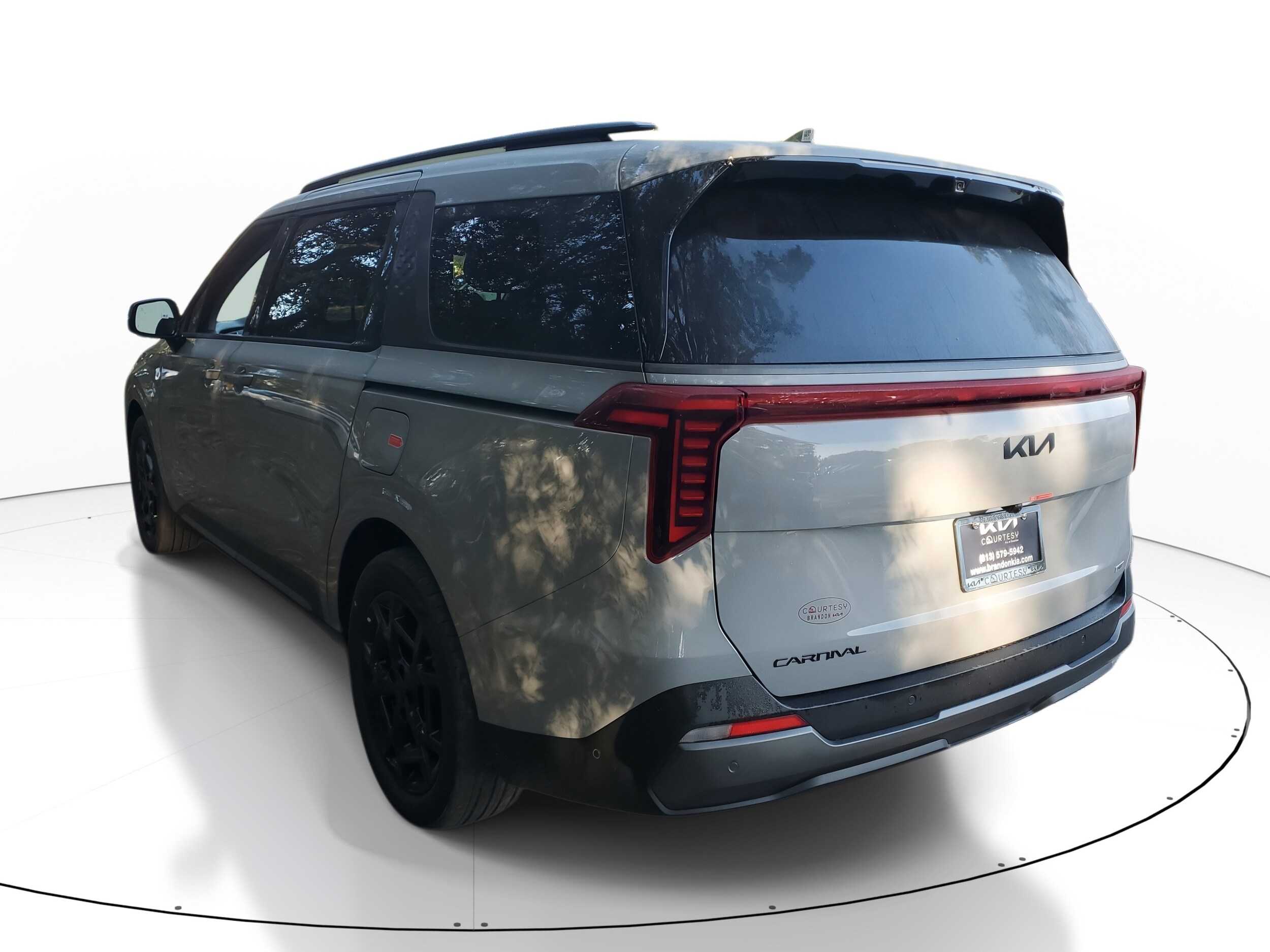 2026 Kia Carnival SX Prestige photo 2