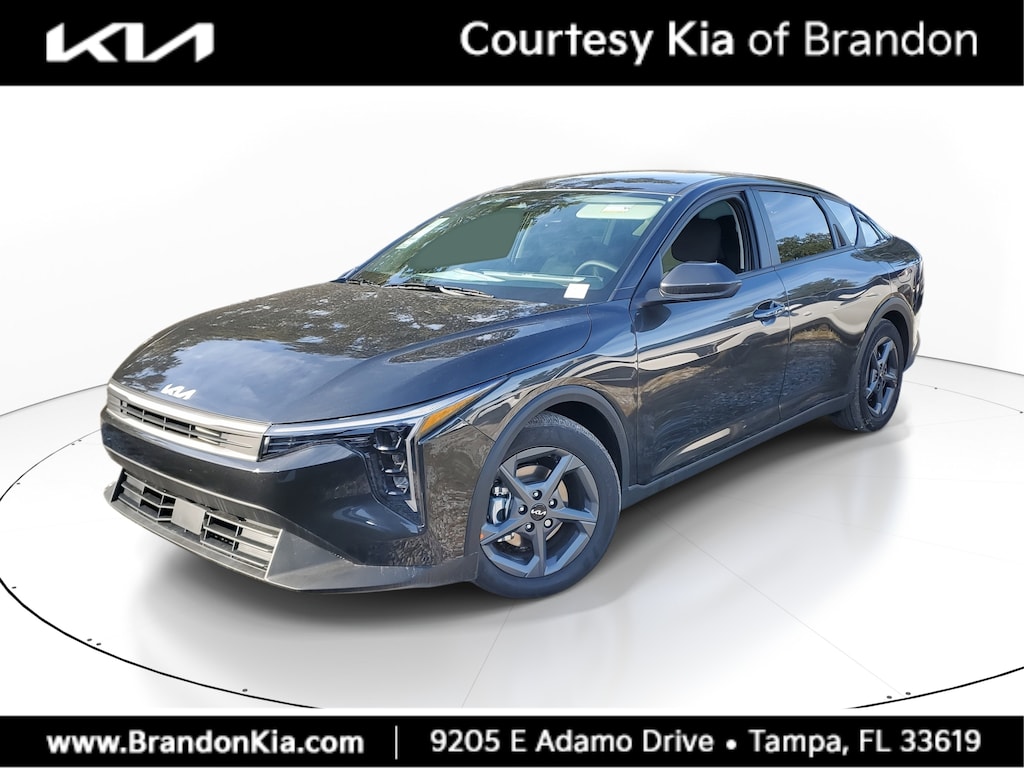 New 2025 Kia K4 LXS Sedan