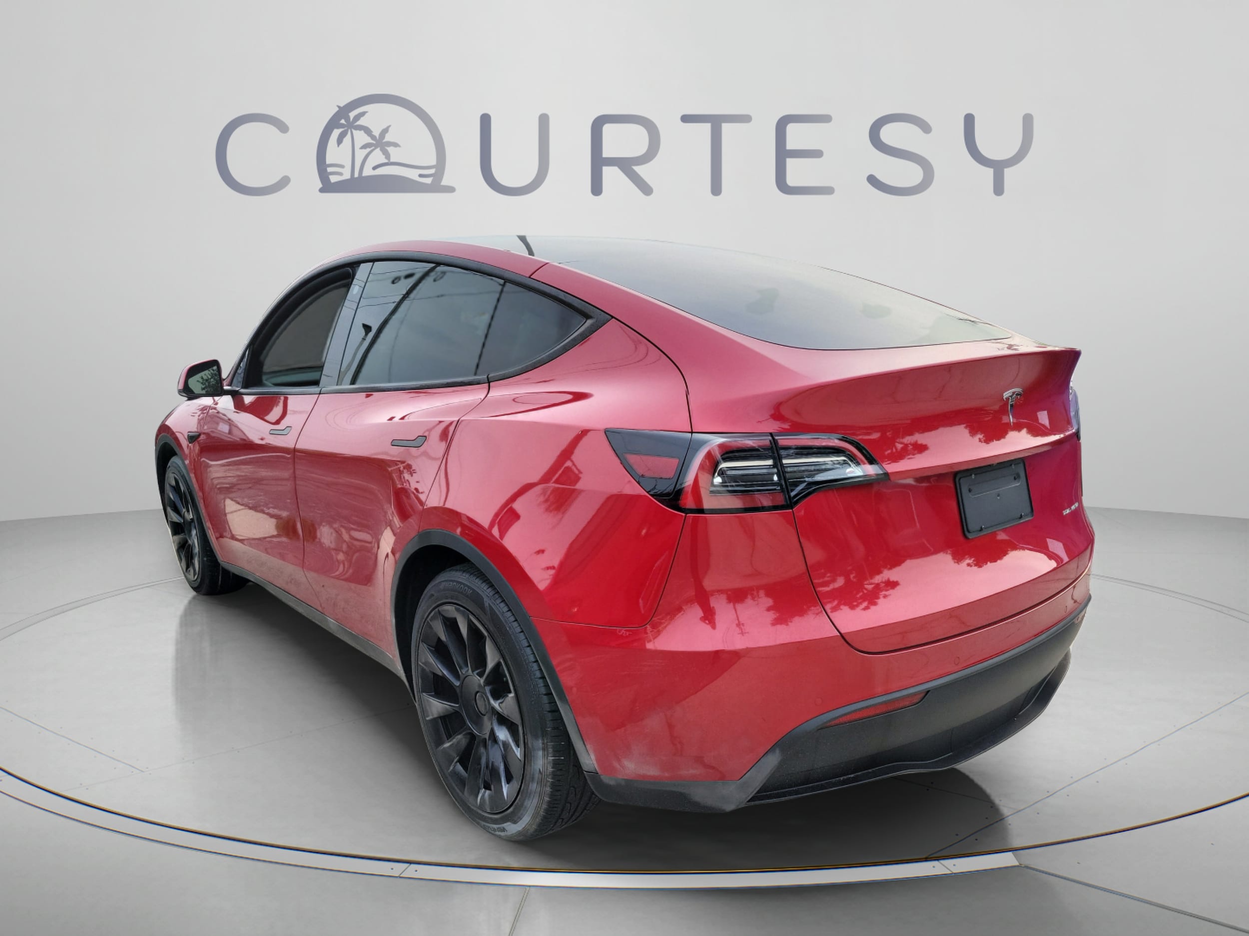 Used 2022 Tesla Model Y Long Range with VIN 7SAYGDEE5NF415420 for sale in Tampa, FL
