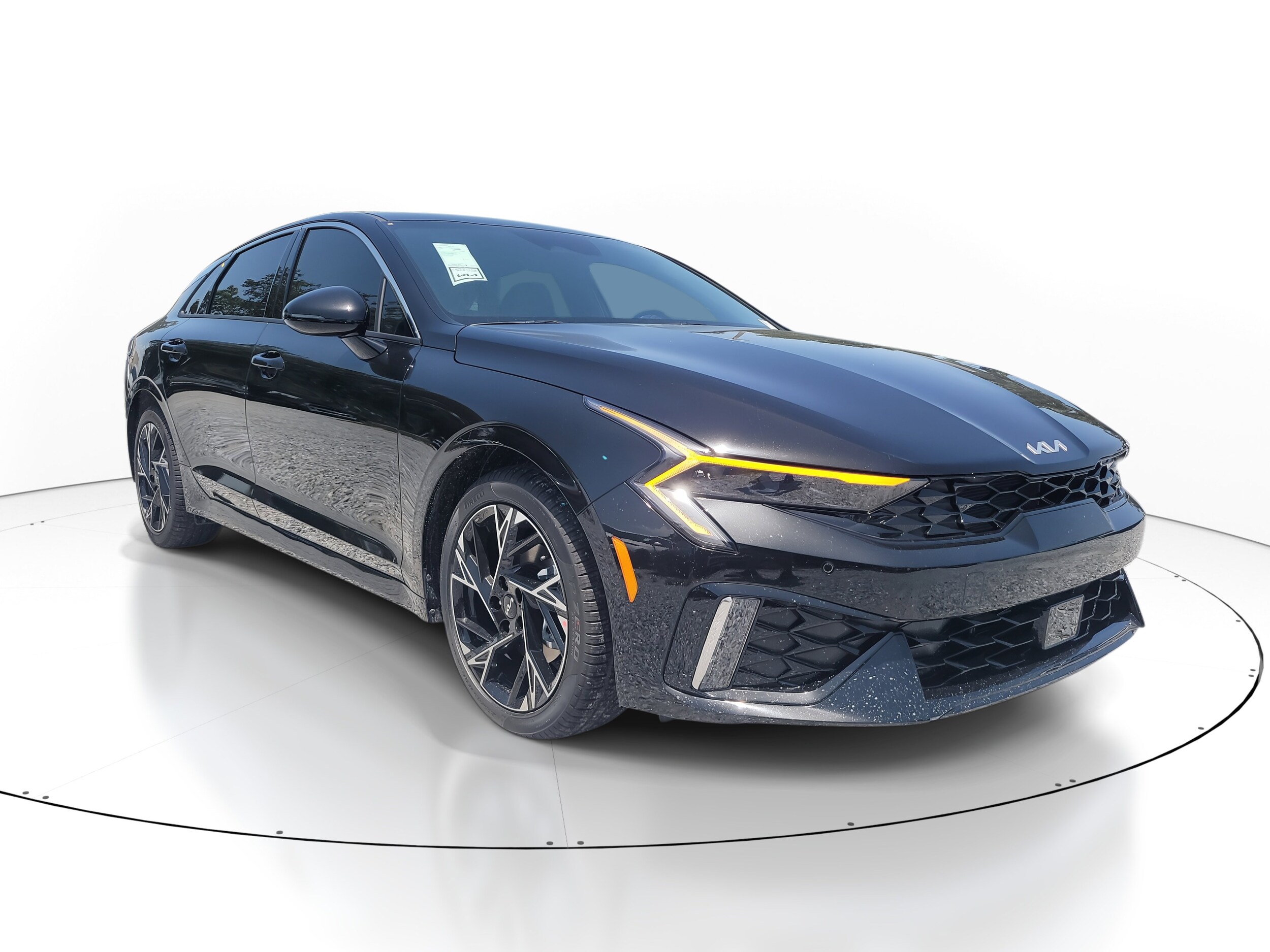 2025 Kia K5 GT-Line photo 2