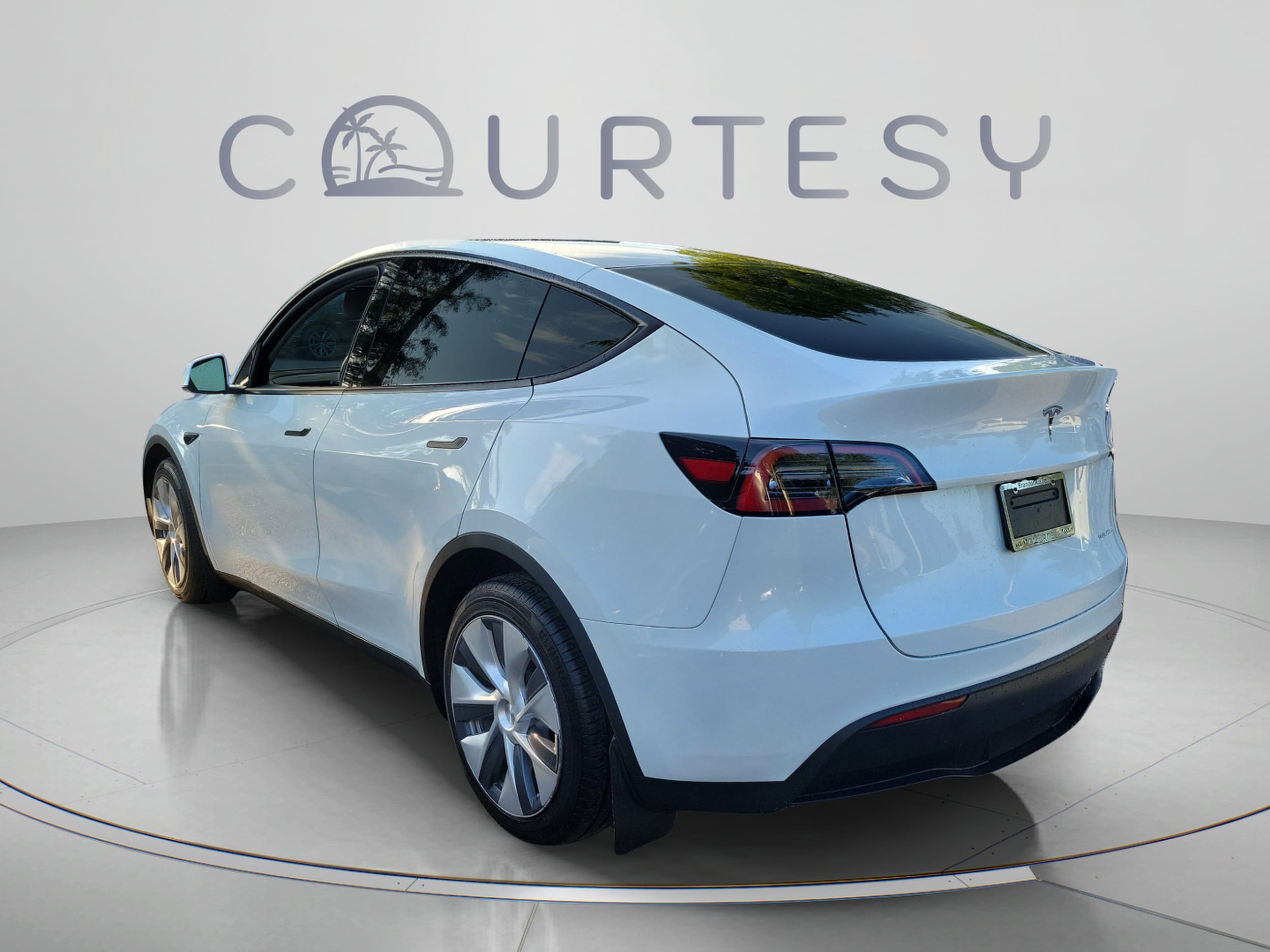 Used 2023 Tesla Model Y Long Range with VIN 7SAYGDEEXPA190847 for sale in Tampa, FL