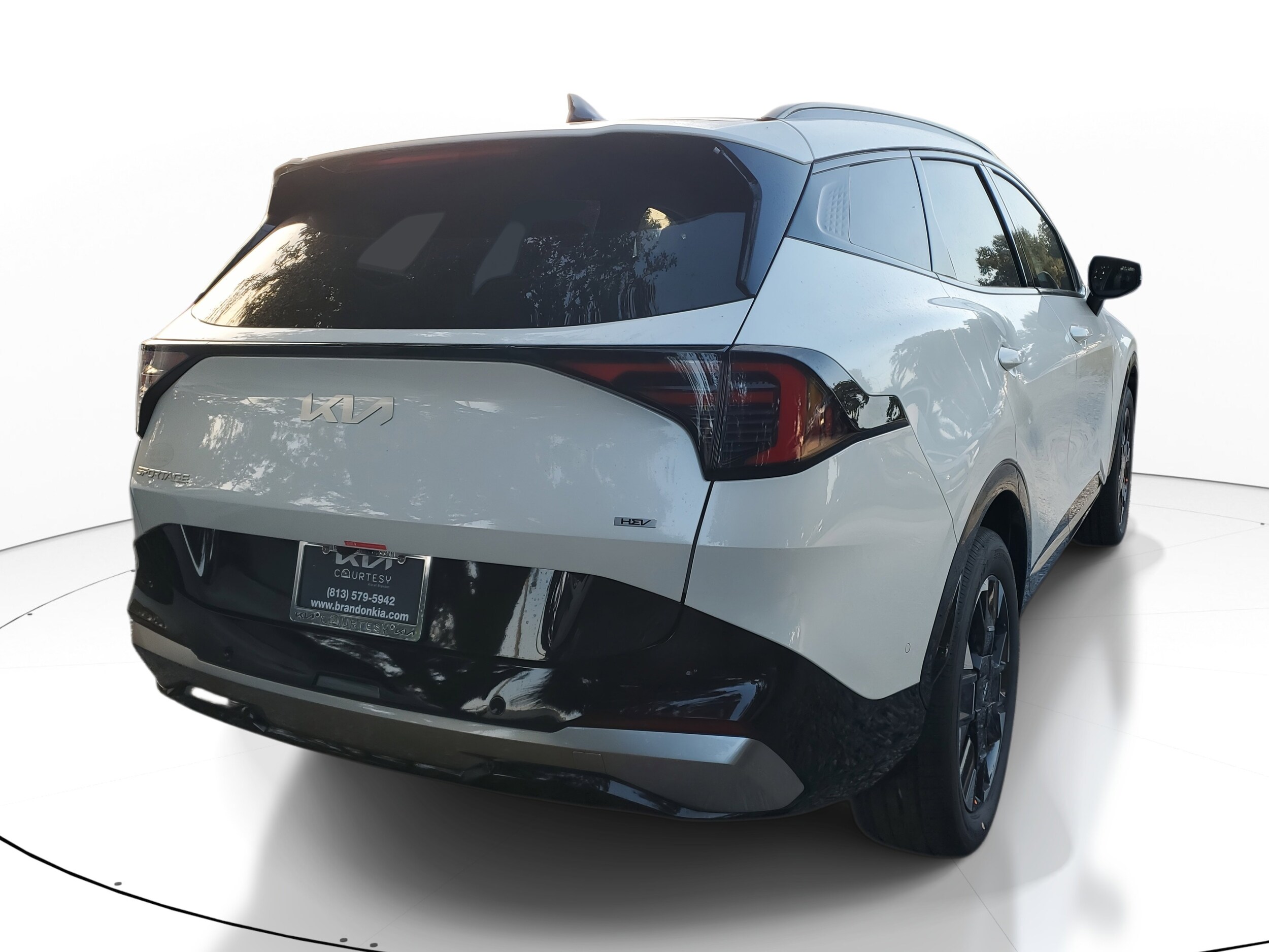 2026 Kia Sportage Hybrid photo 3