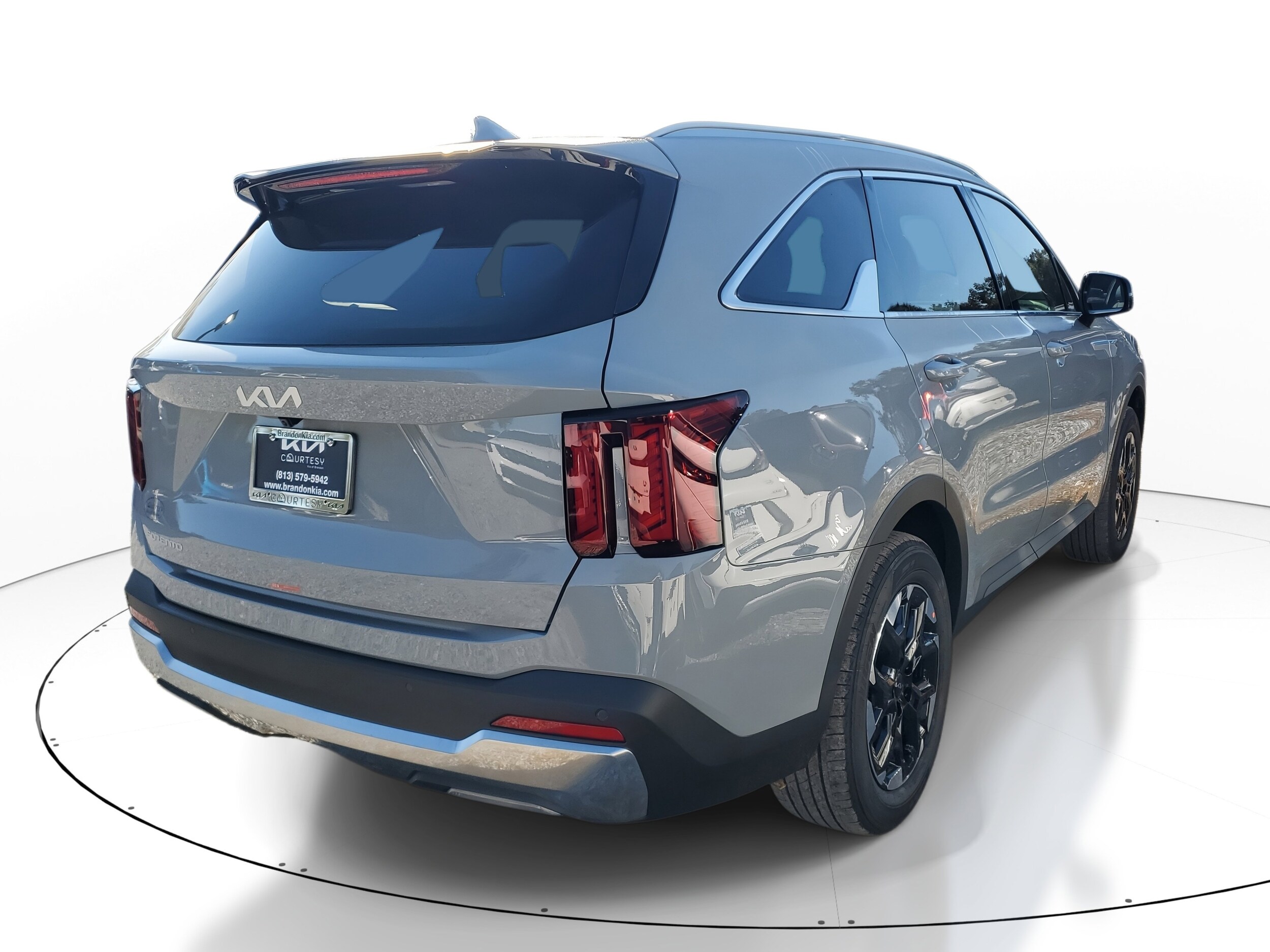 2026 Kia Sorento S photo 3