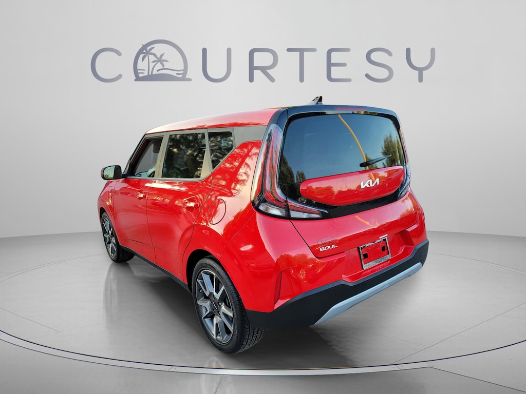 Certified 2024 Kia Soul EX Hatchback