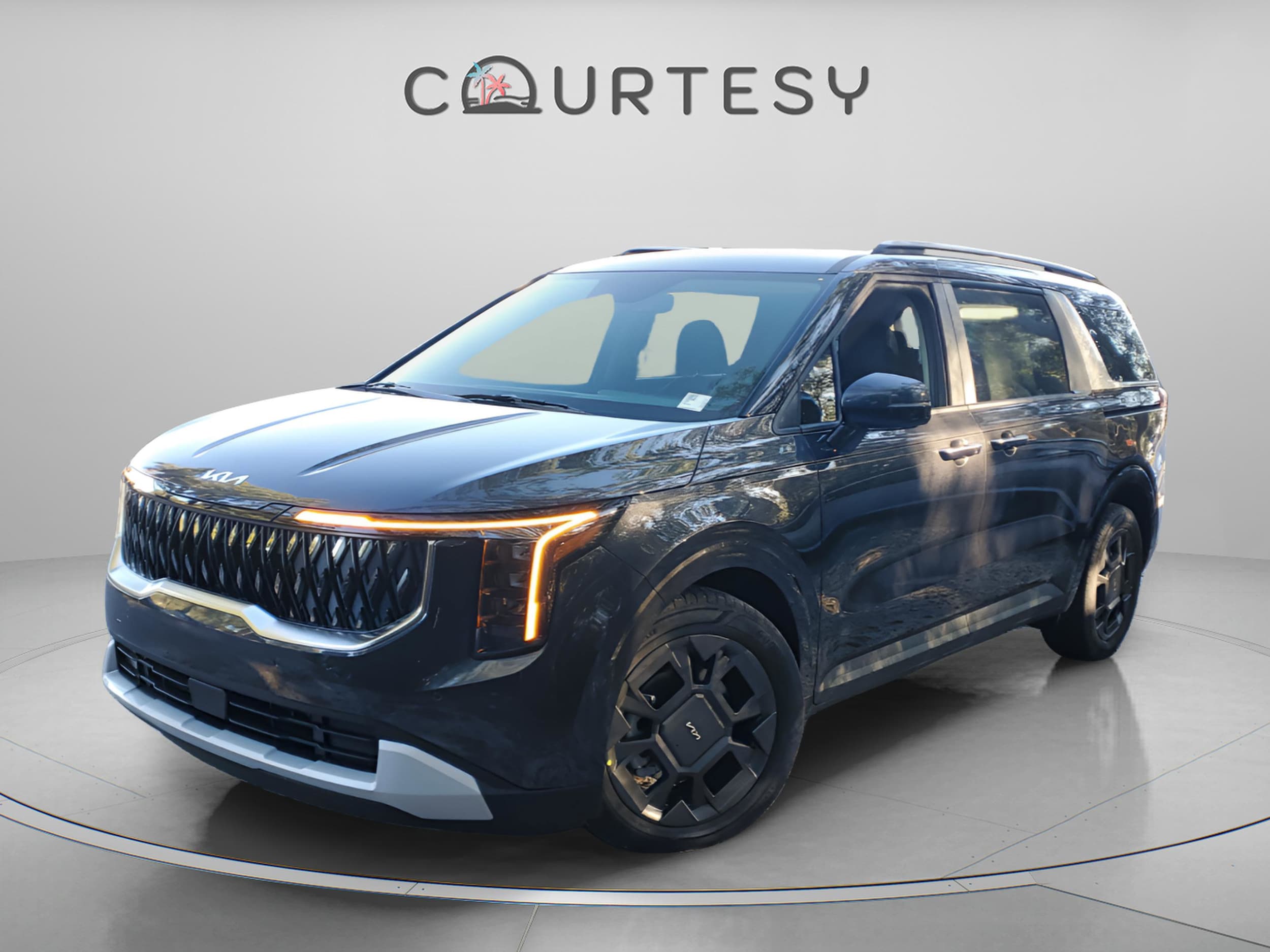 2026 Kia Carnival EX's photo