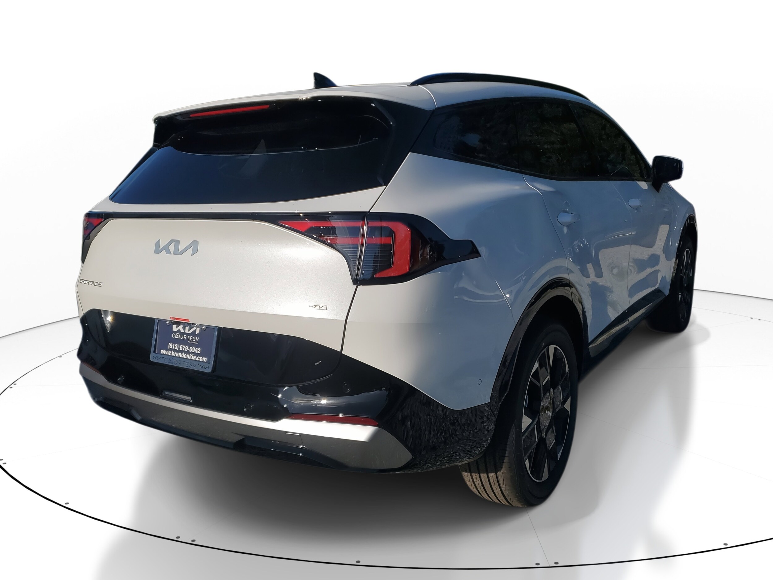 2026 Kia Sportage Hybrid photo 3