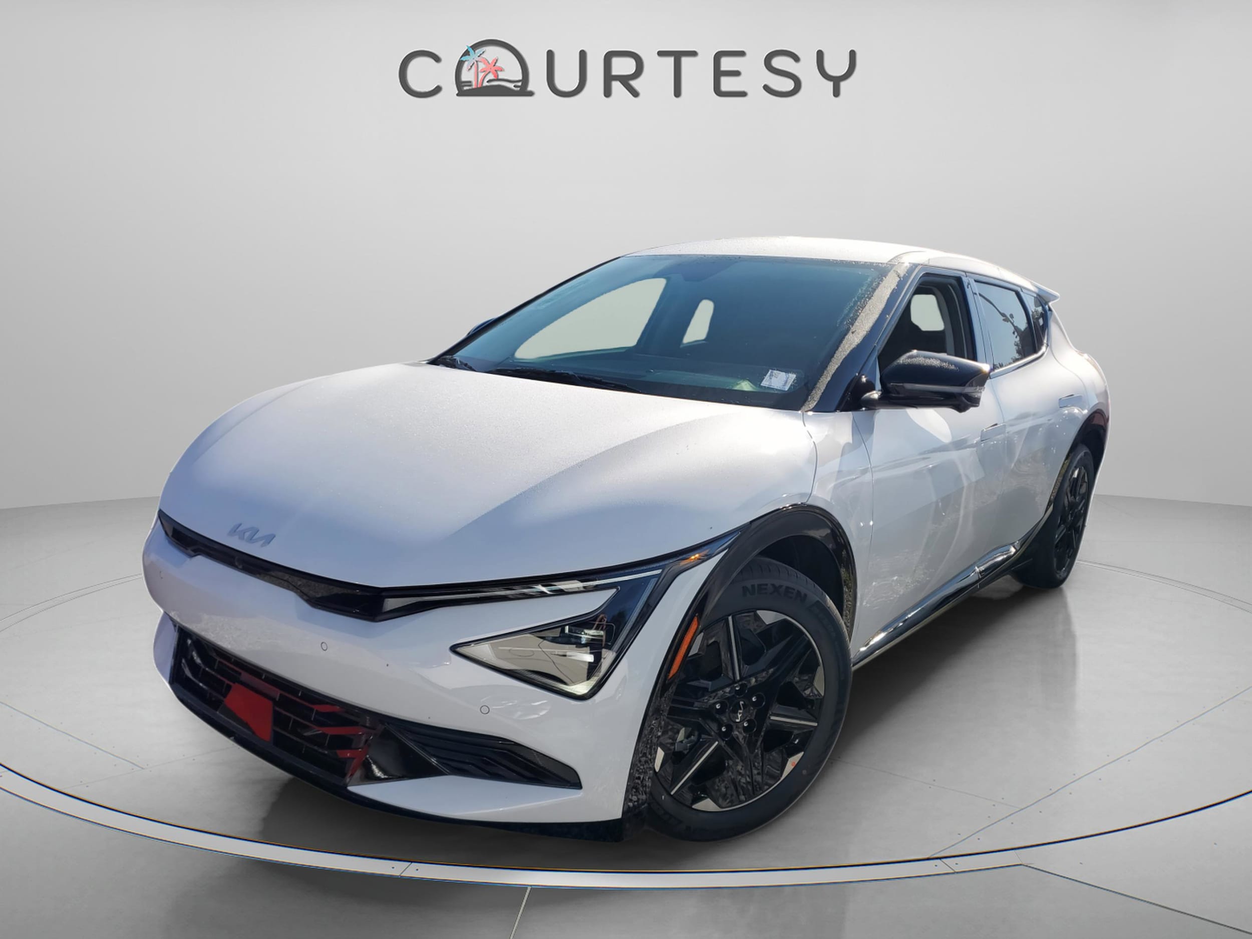 2025 Kia EV6 Wind's photo