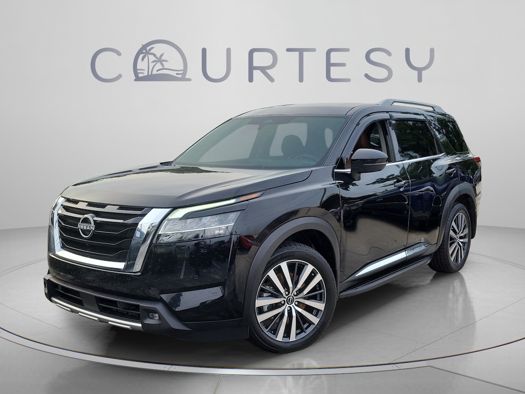 Used 2022 Nissan Pathfinder Platinum SUV