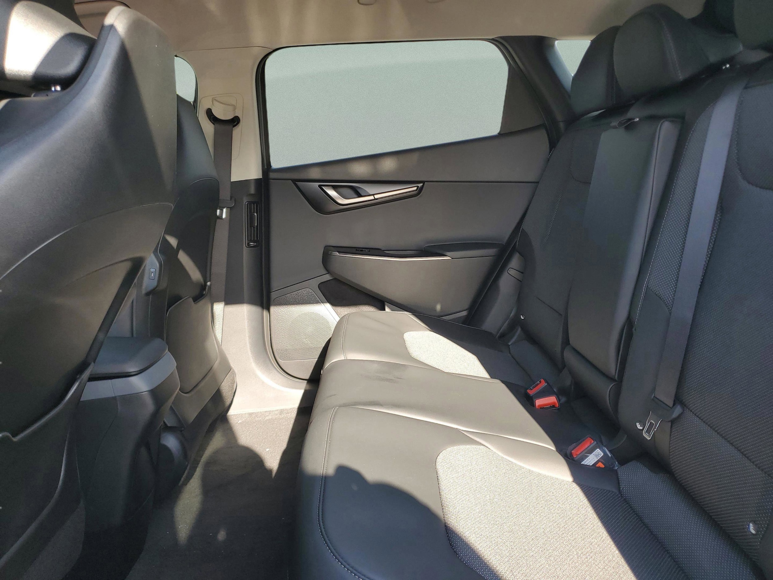 2025 Kia EV6 Light L/R - Photo 28