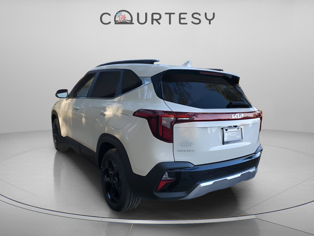 New 2026 Kia Seltos EX SUV
