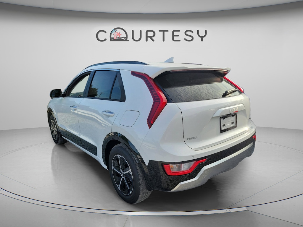 New 2026 Kia Niro SX SUV