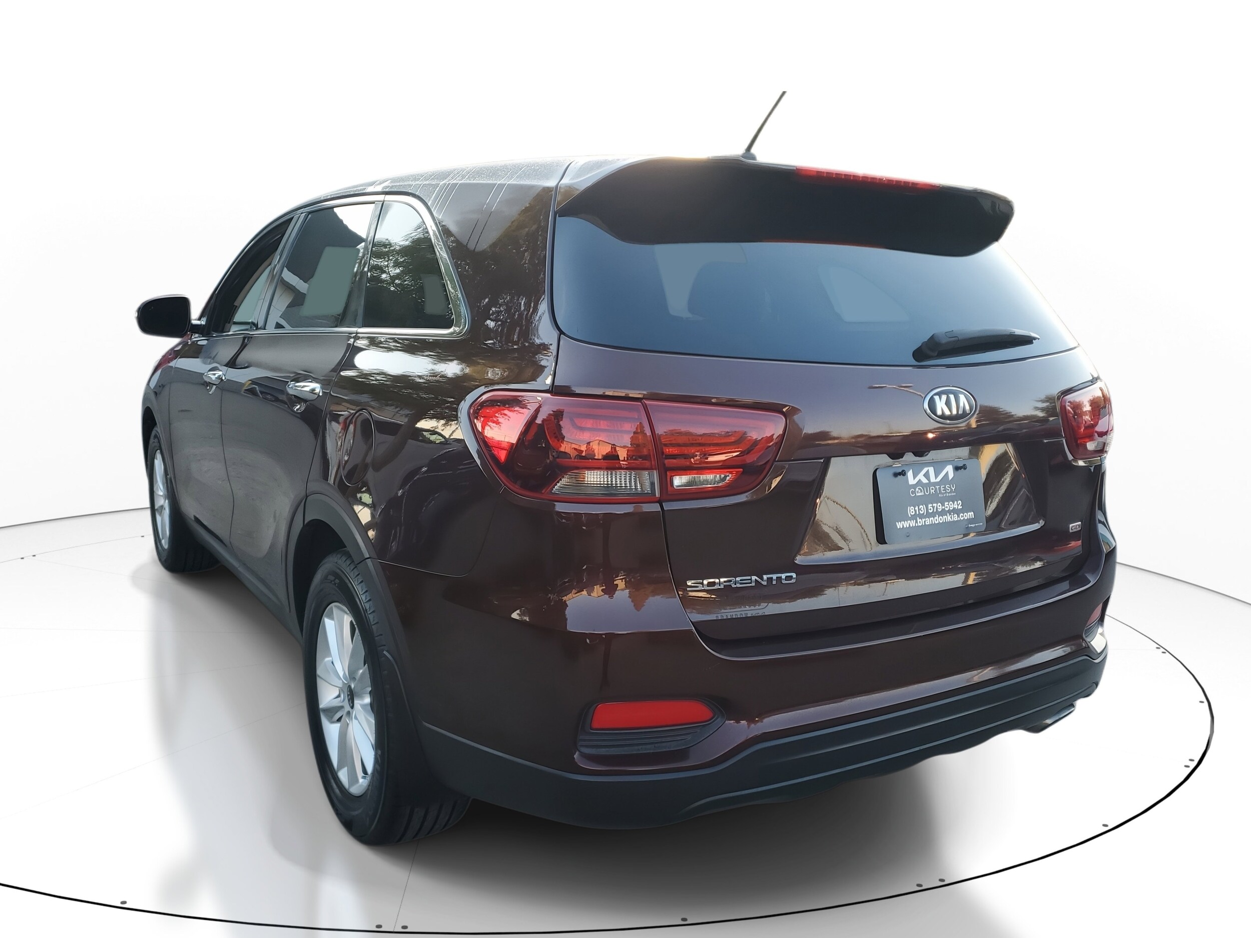 2019 Kia Sorento LX photo 2