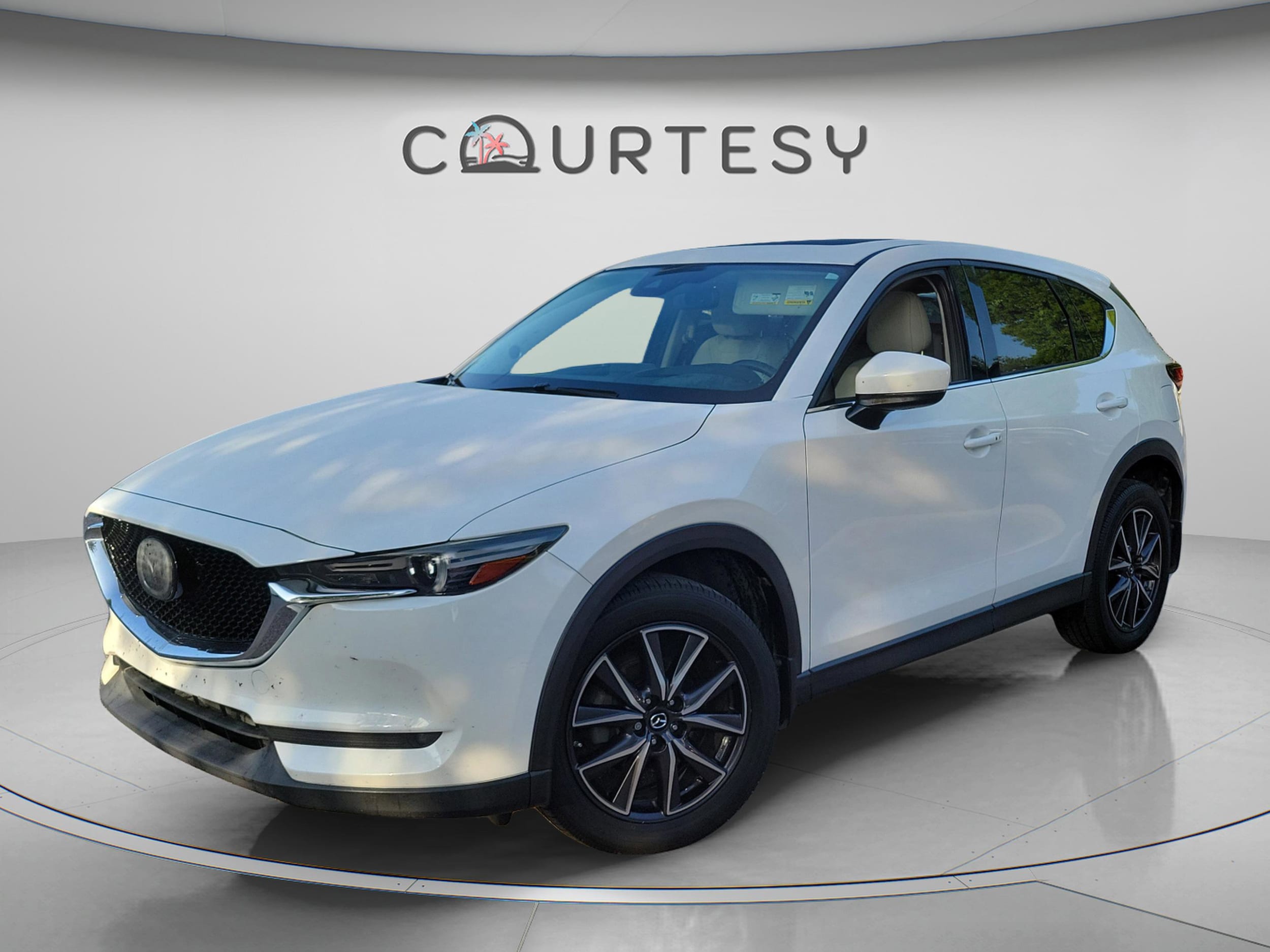 2017 Mazda CX-5 Grand Touring auto's photo