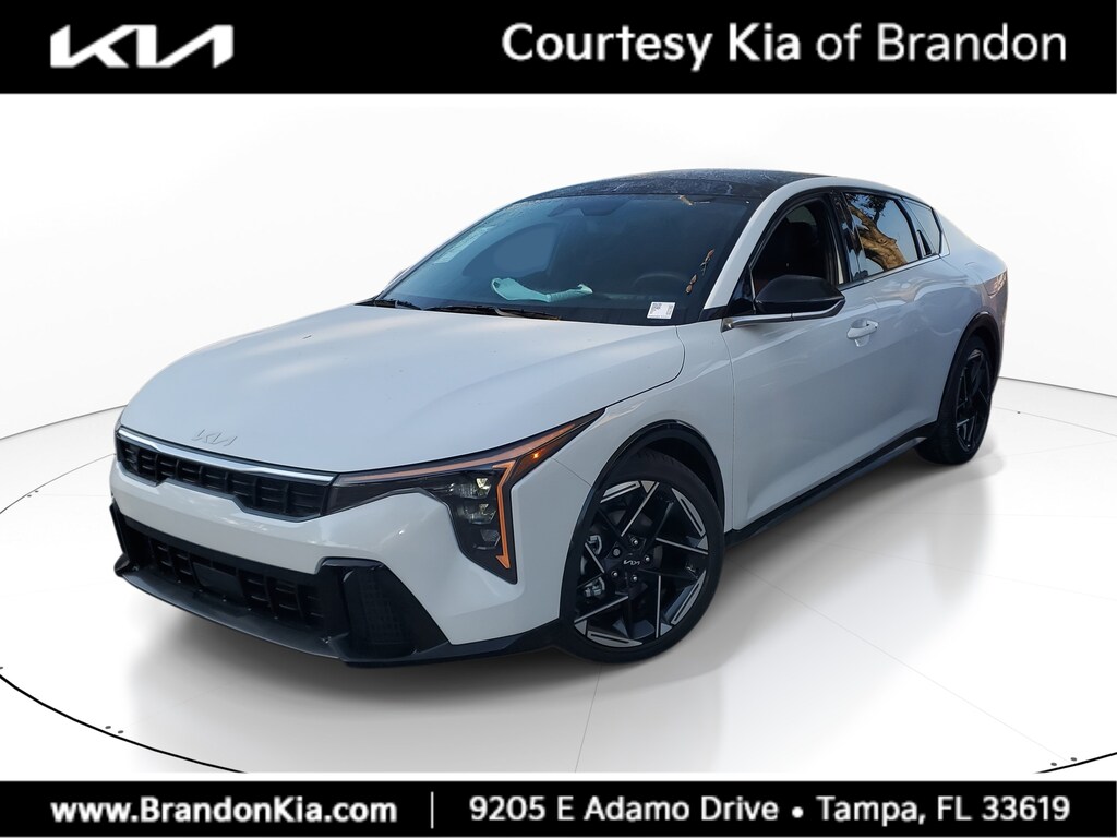 New 2025 Kia K4 GT-Line Sedan