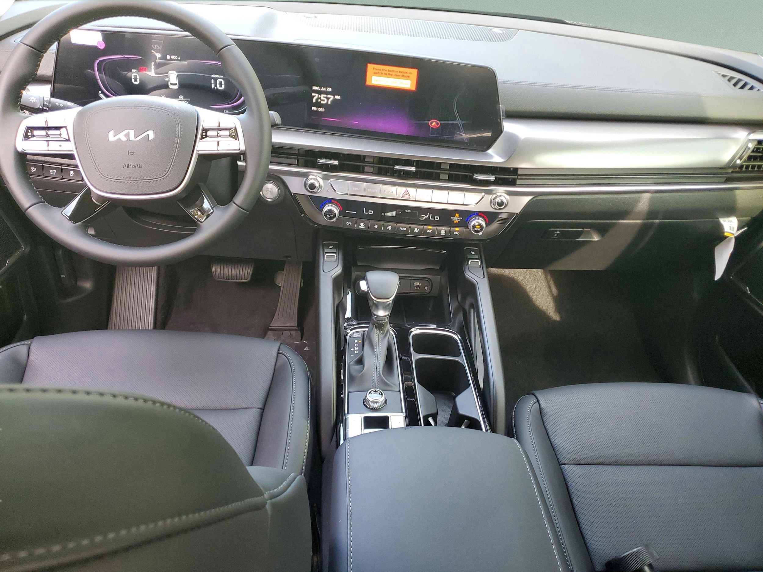 2025 Kia Telluride S - Photo 25