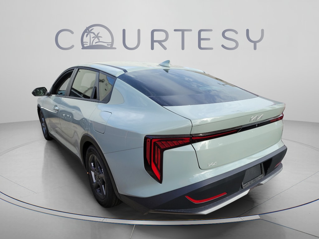 New 2026 Kia K4 LXS Sedan