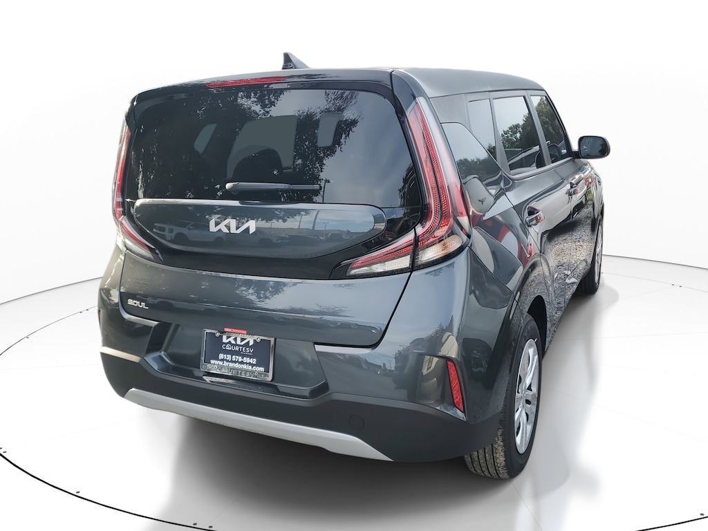 New 2025 Kia Soul LX Hatchback