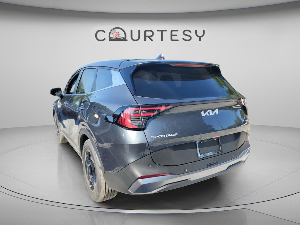 New 2026 Kia Sportage EX SUV