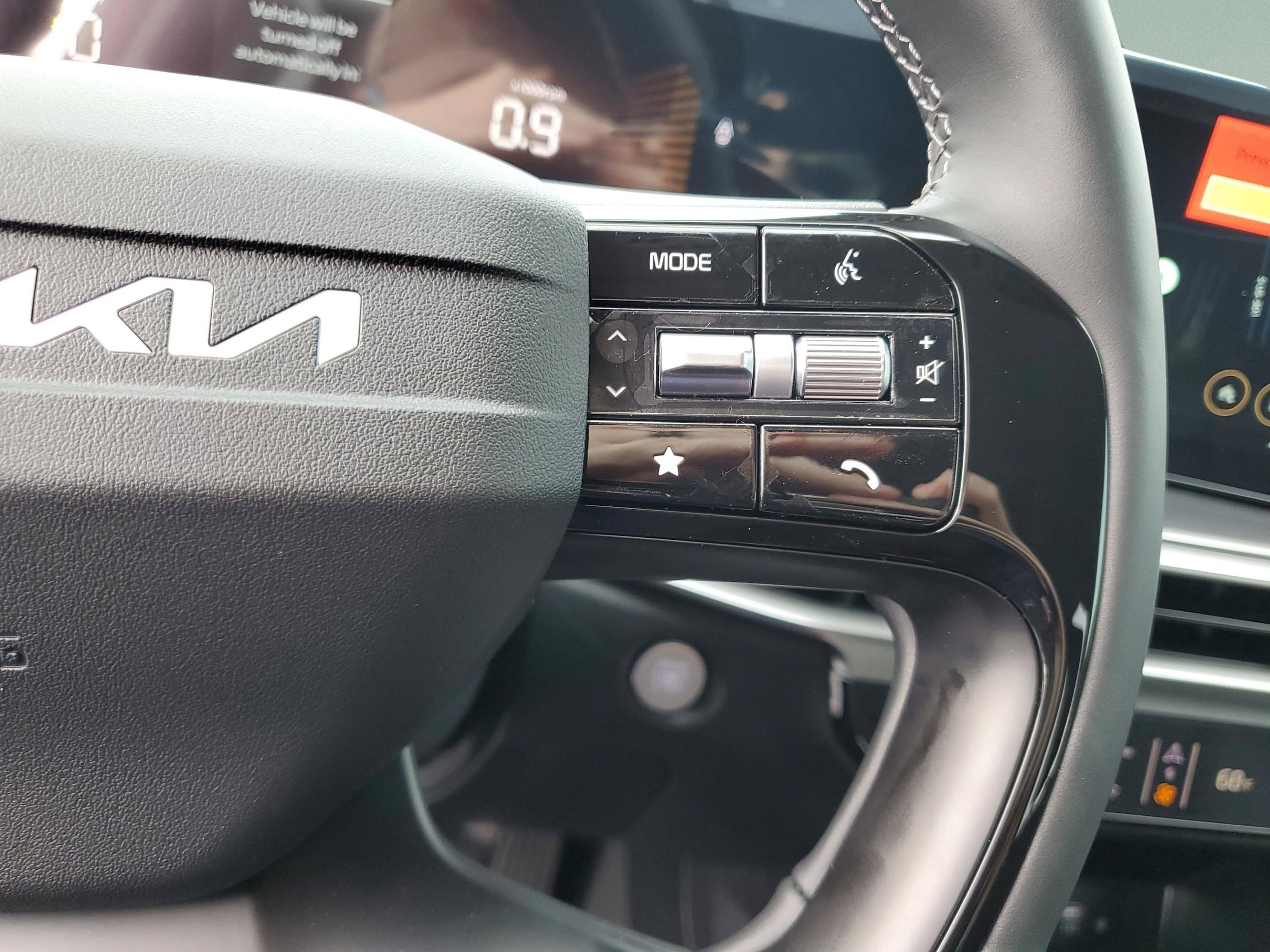 2026 Kia Sorento EX - Photo 29