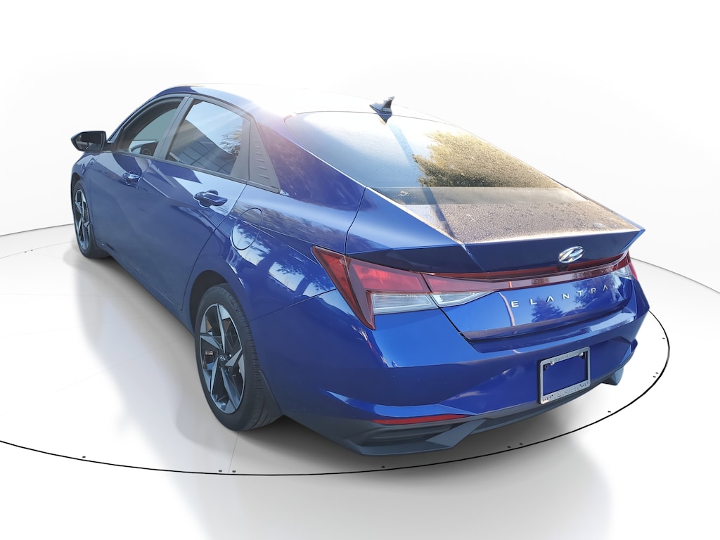 Used 2023 Hyundai Elantra SEL Sedan
