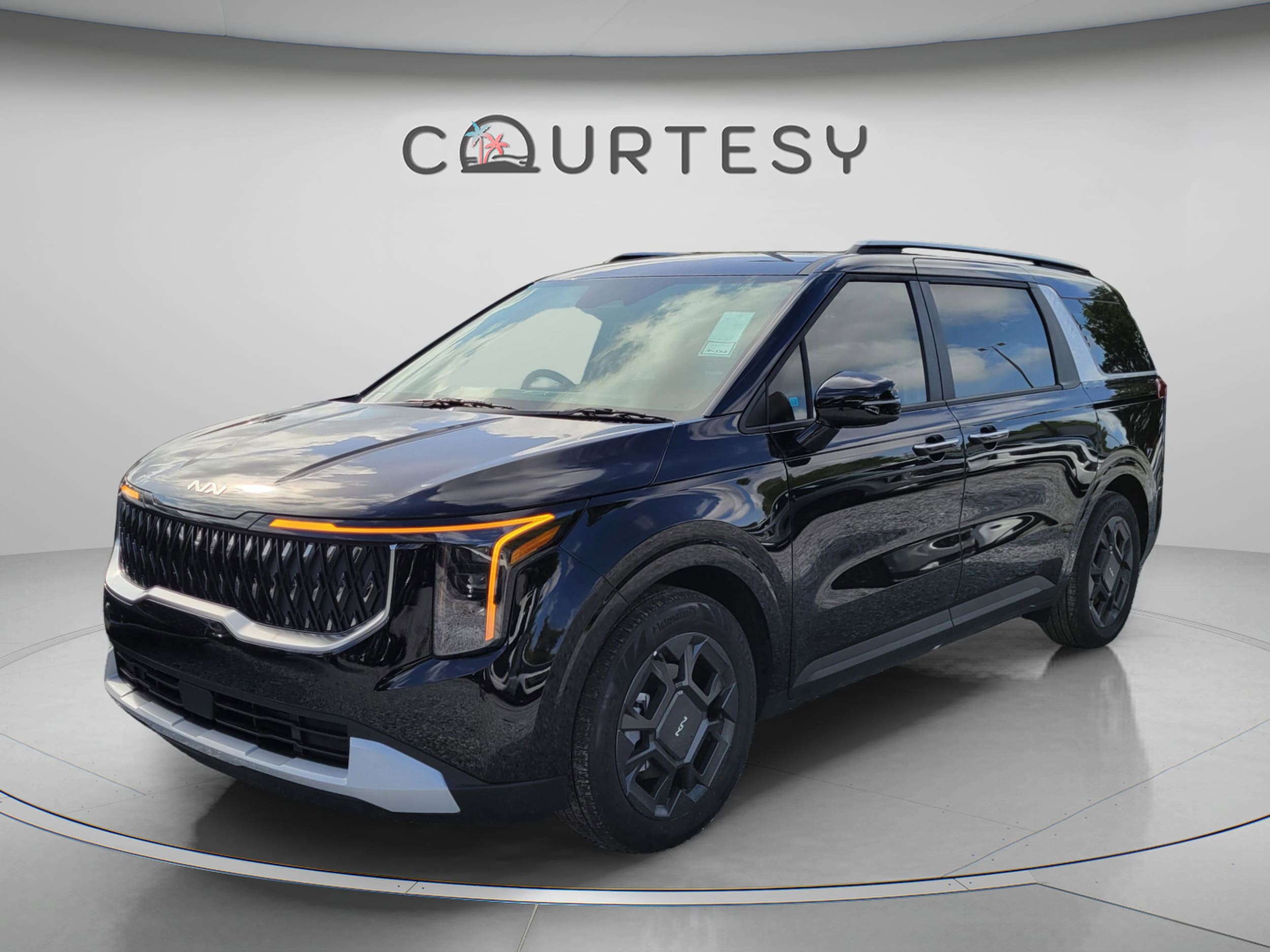 2026 Kia Sedona EX HEV's photo
