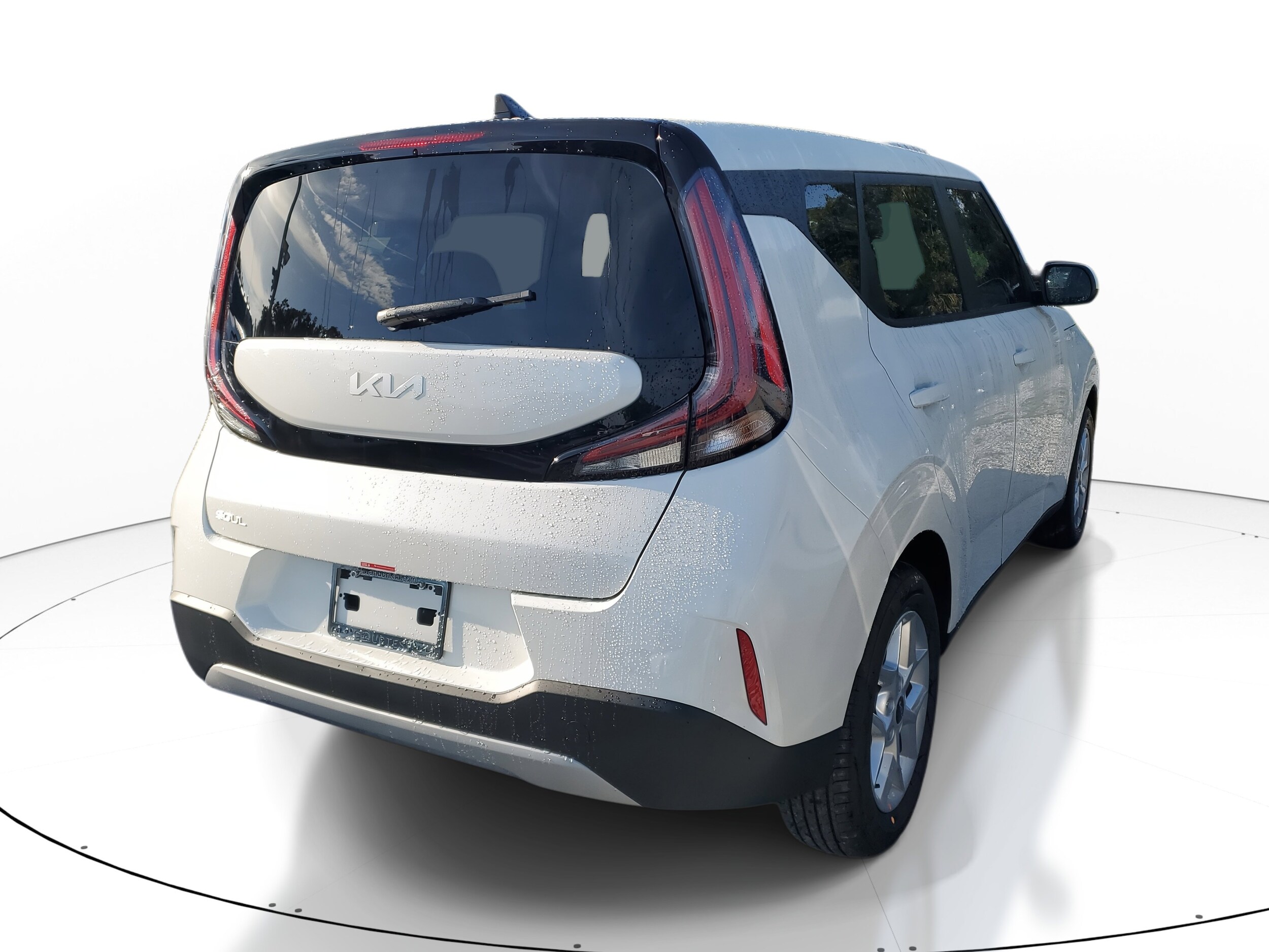 2025 Kia Soul LX S photo 2