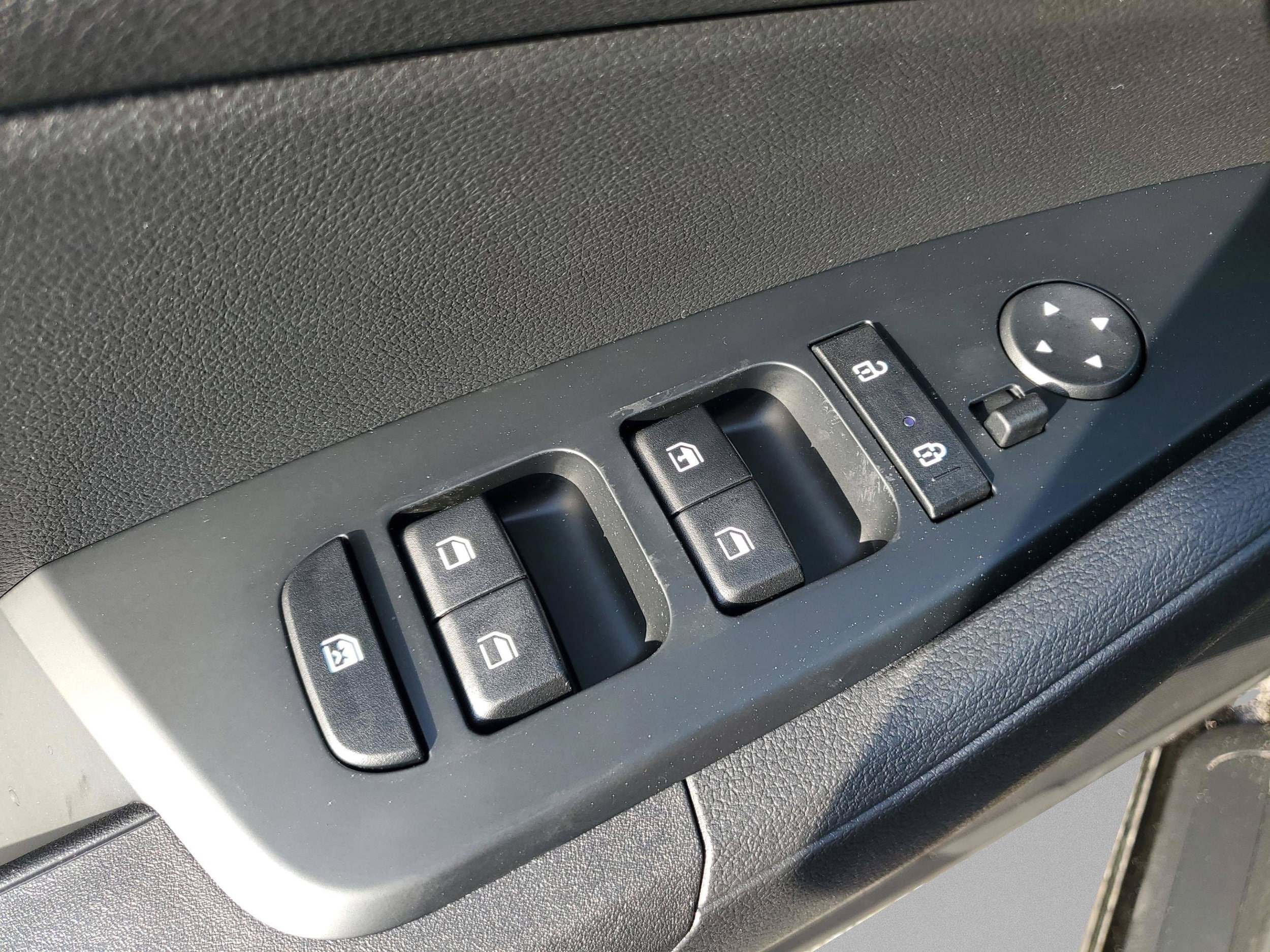 2025 Kia Sportage LX Hybrid - Photo 21