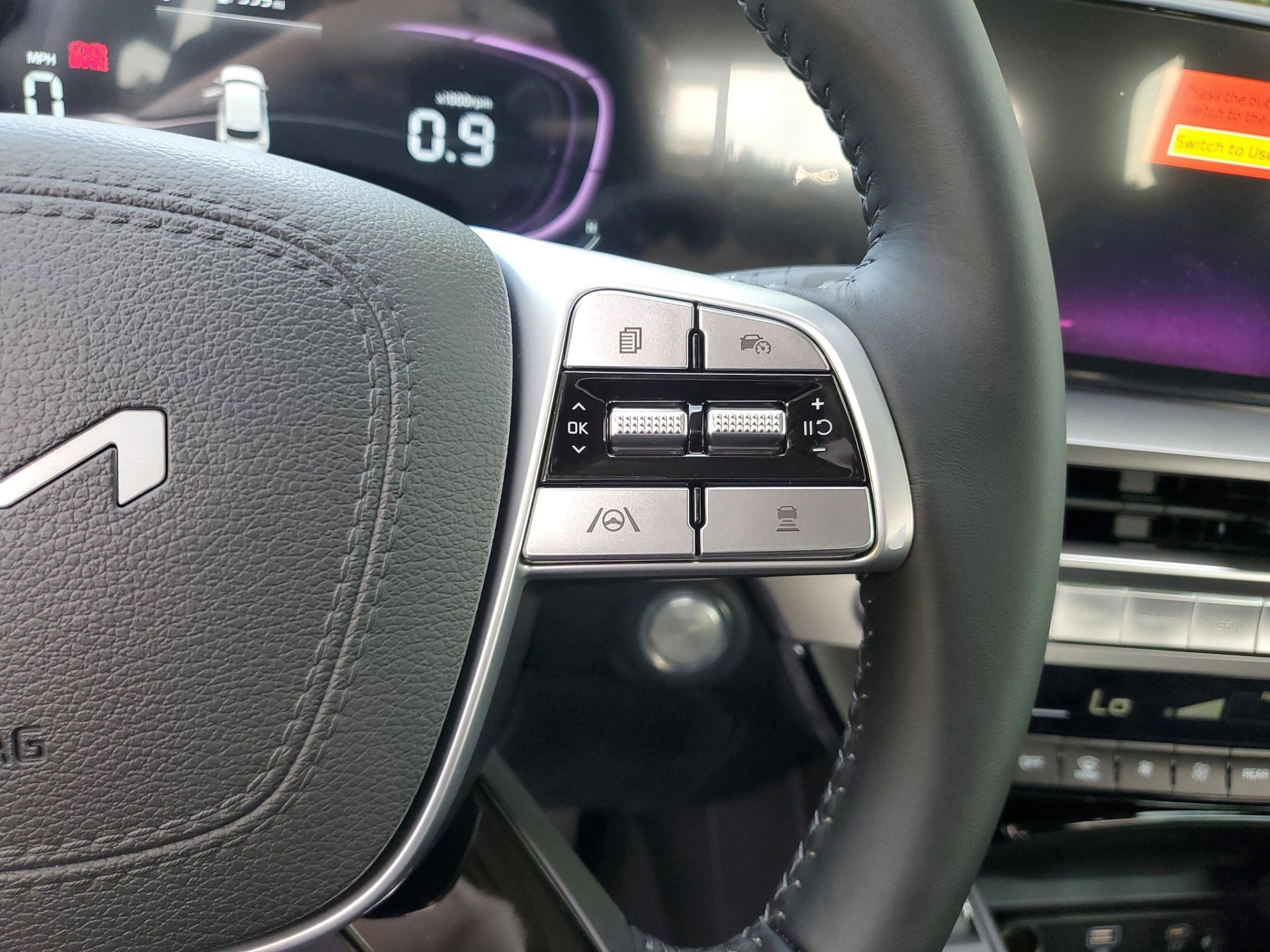 2025 Kia Telluride S - Photo 11