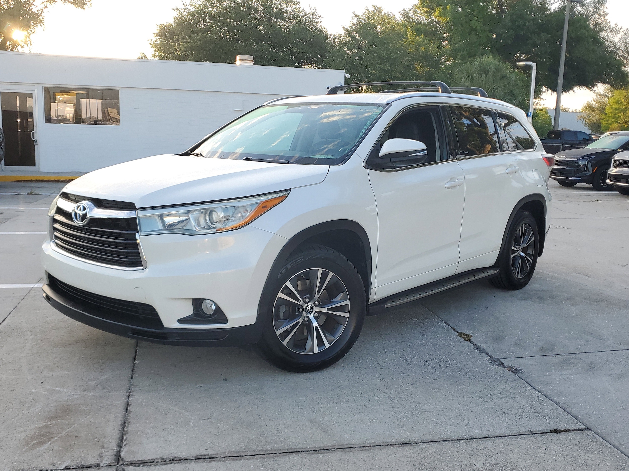 2016 Toyota Highlander