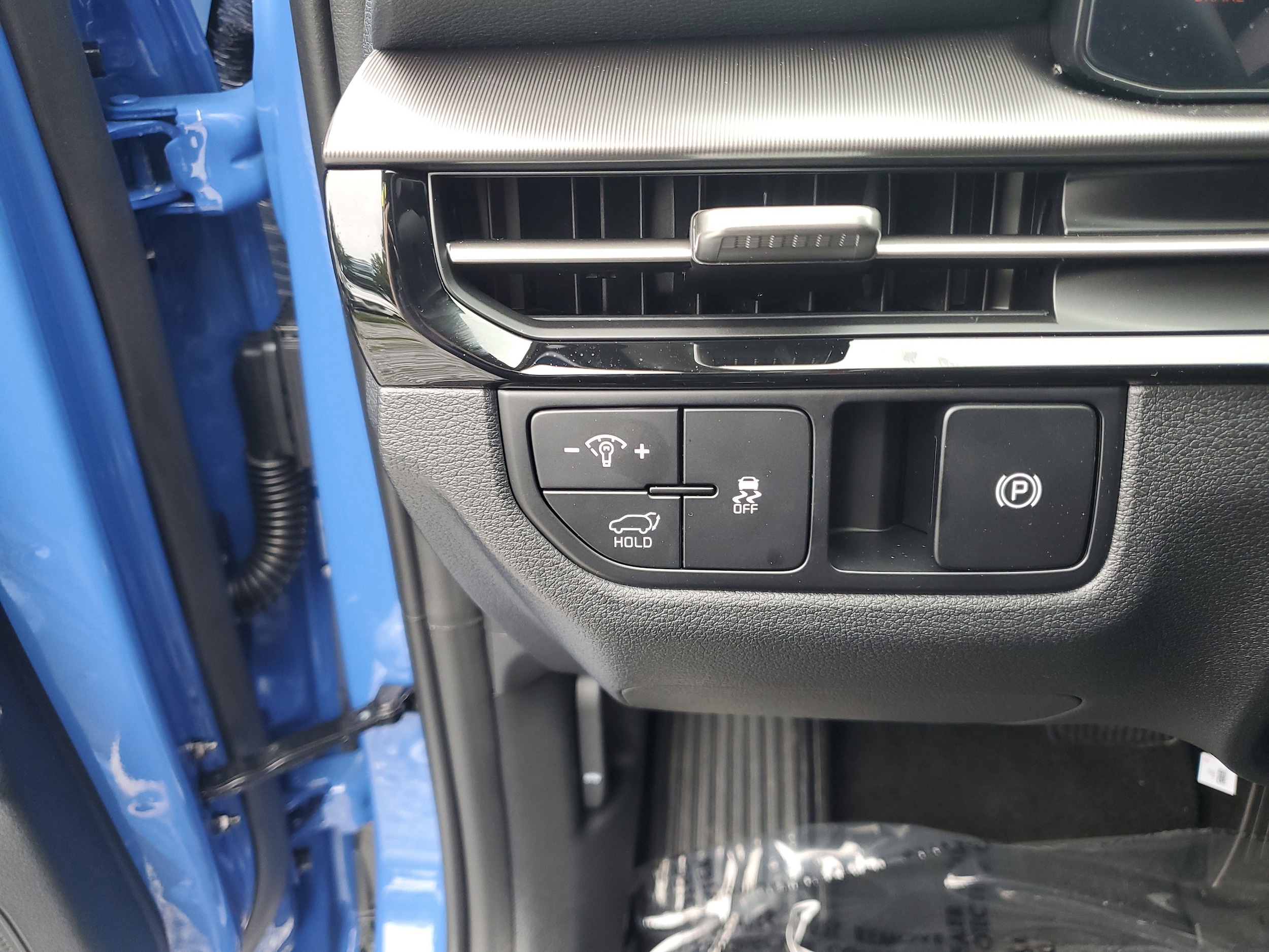 2026 Kia Sportage SX - Photo 24