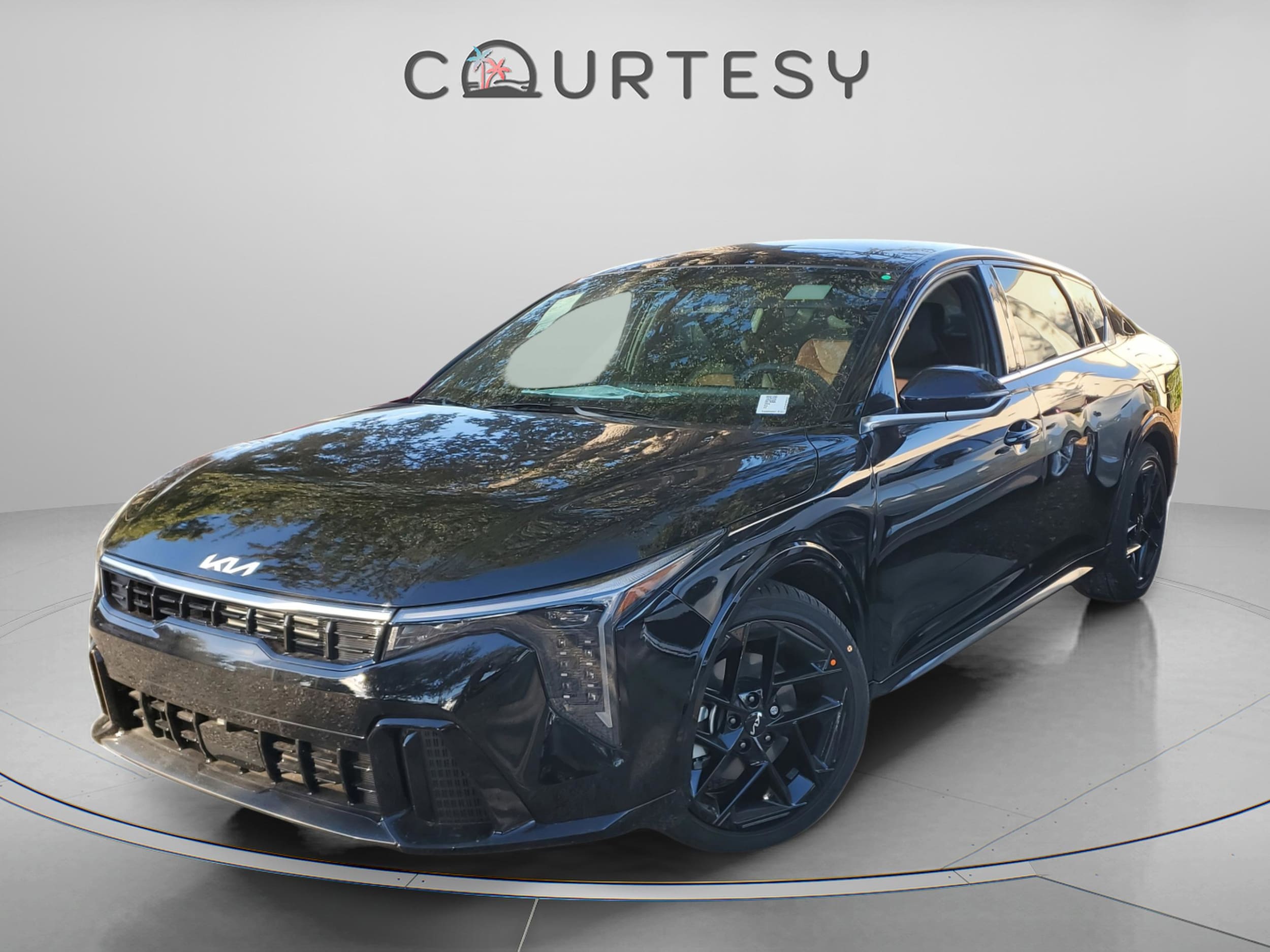 2025 Kia K4 GT-Line Turbo's photo