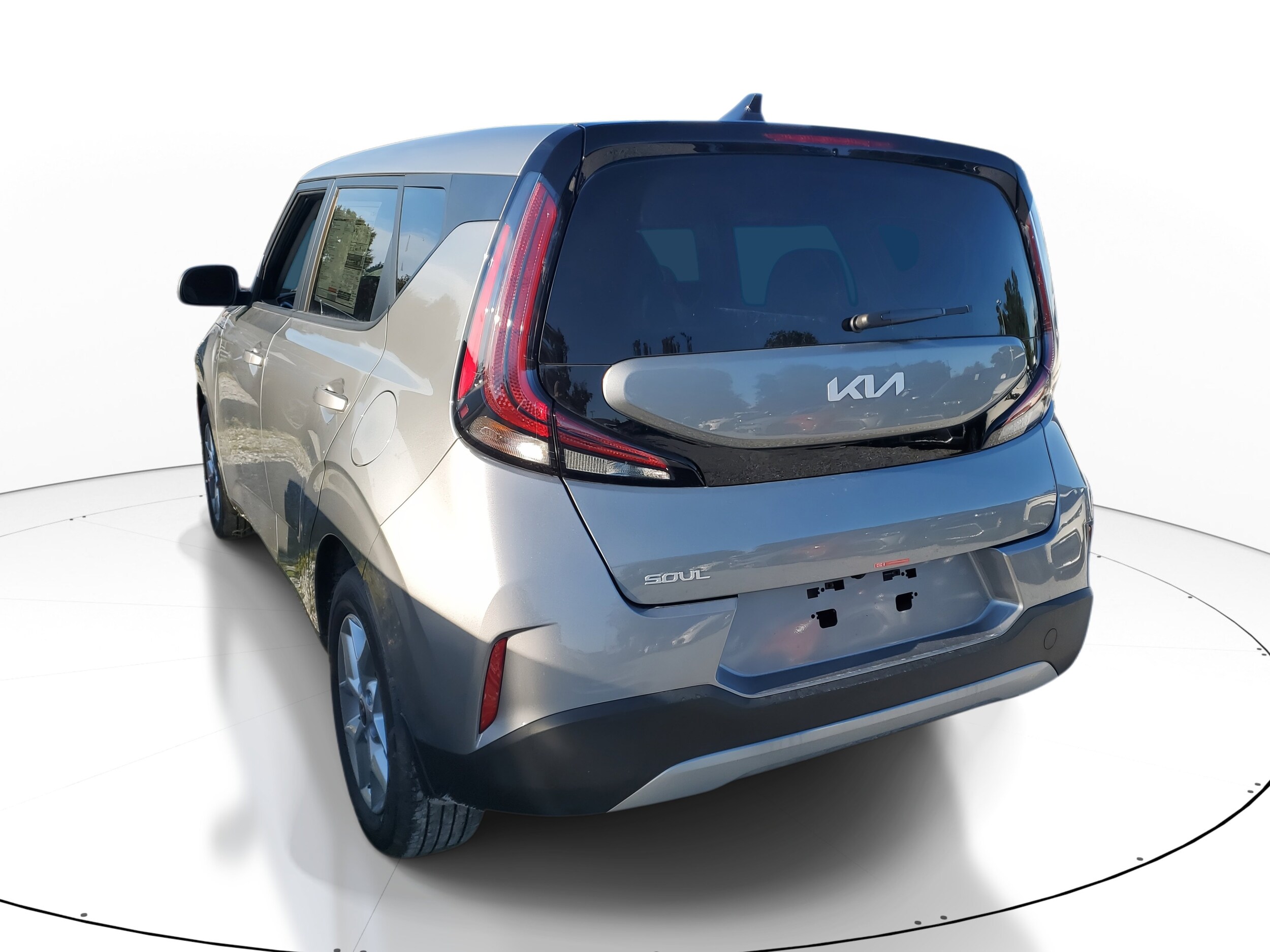 2025 Kia Soul LX photo 2