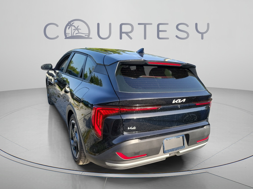 New 2026 Kia K4 Hatchback EX Hatchback