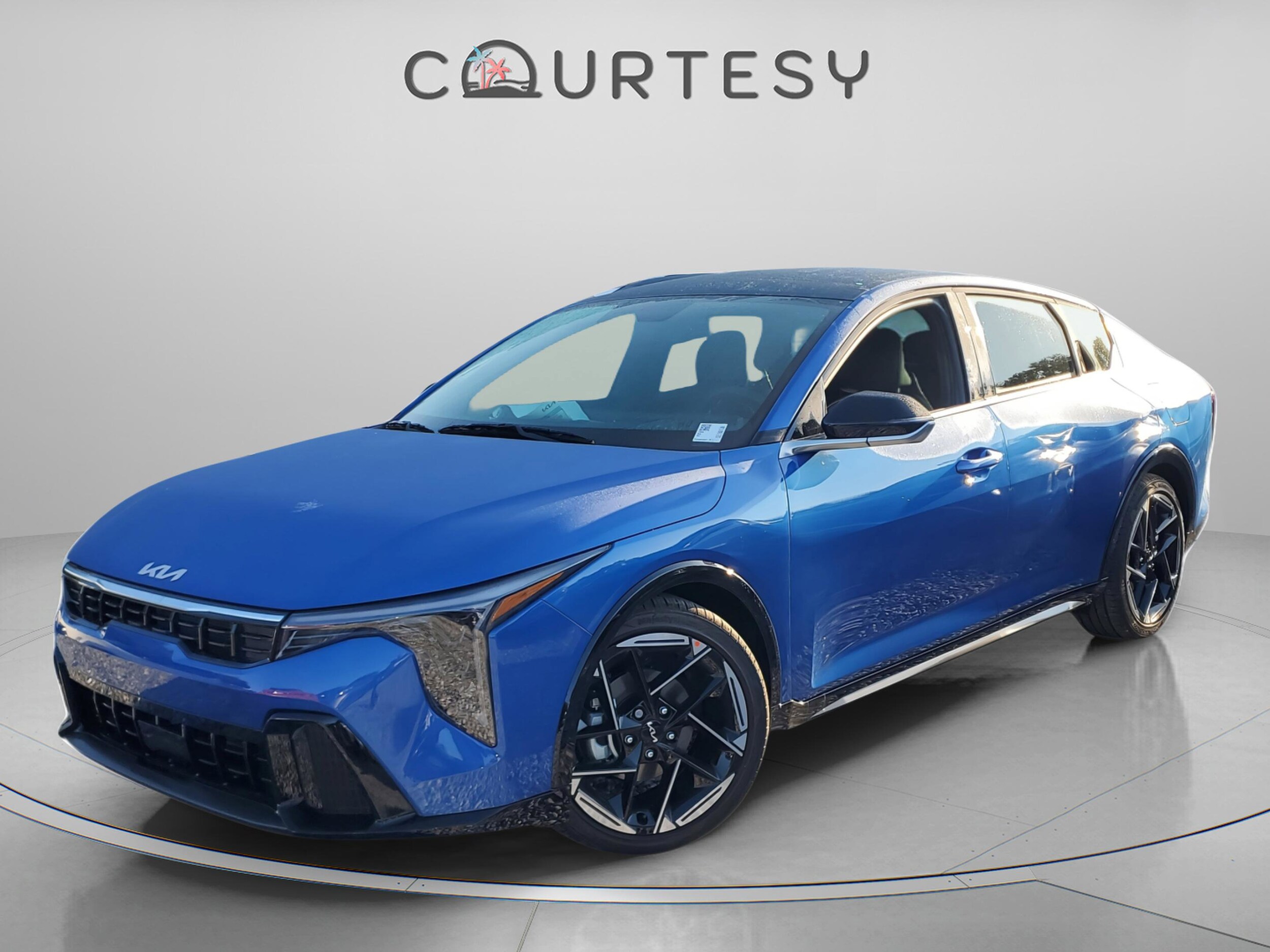 2025 Kia K4 GT-Line's photo